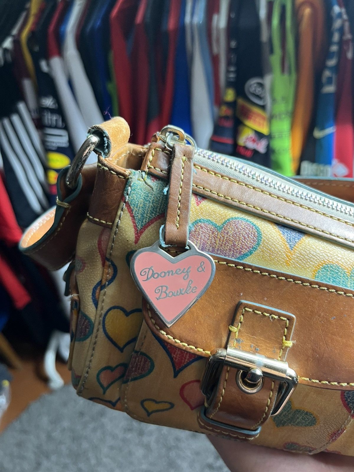 Dooney & Bourke AUTHENTIC DOONEY & BOURKE HEART LEATHER PINK SHOULDER BAG Size ONE SIZE - 2 Thumbnail