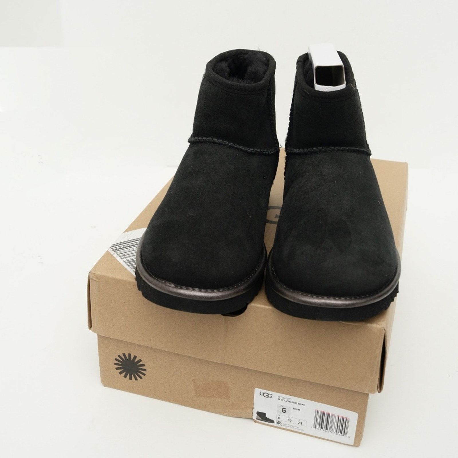 Ugg UGG. Classic Mini Shine Boots. Size US 6 / IT 36 - 2 Thumbnail