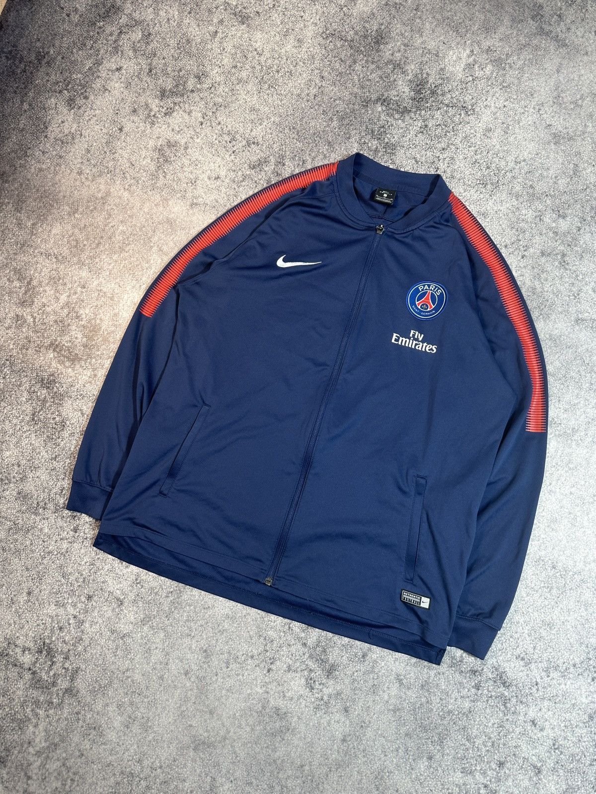 Nike × Vintage Nike Soccer PSG France zip up jacket Streetwear Blokecore XL Size US XL / EU 56 / 4 - 1 Thumbnail