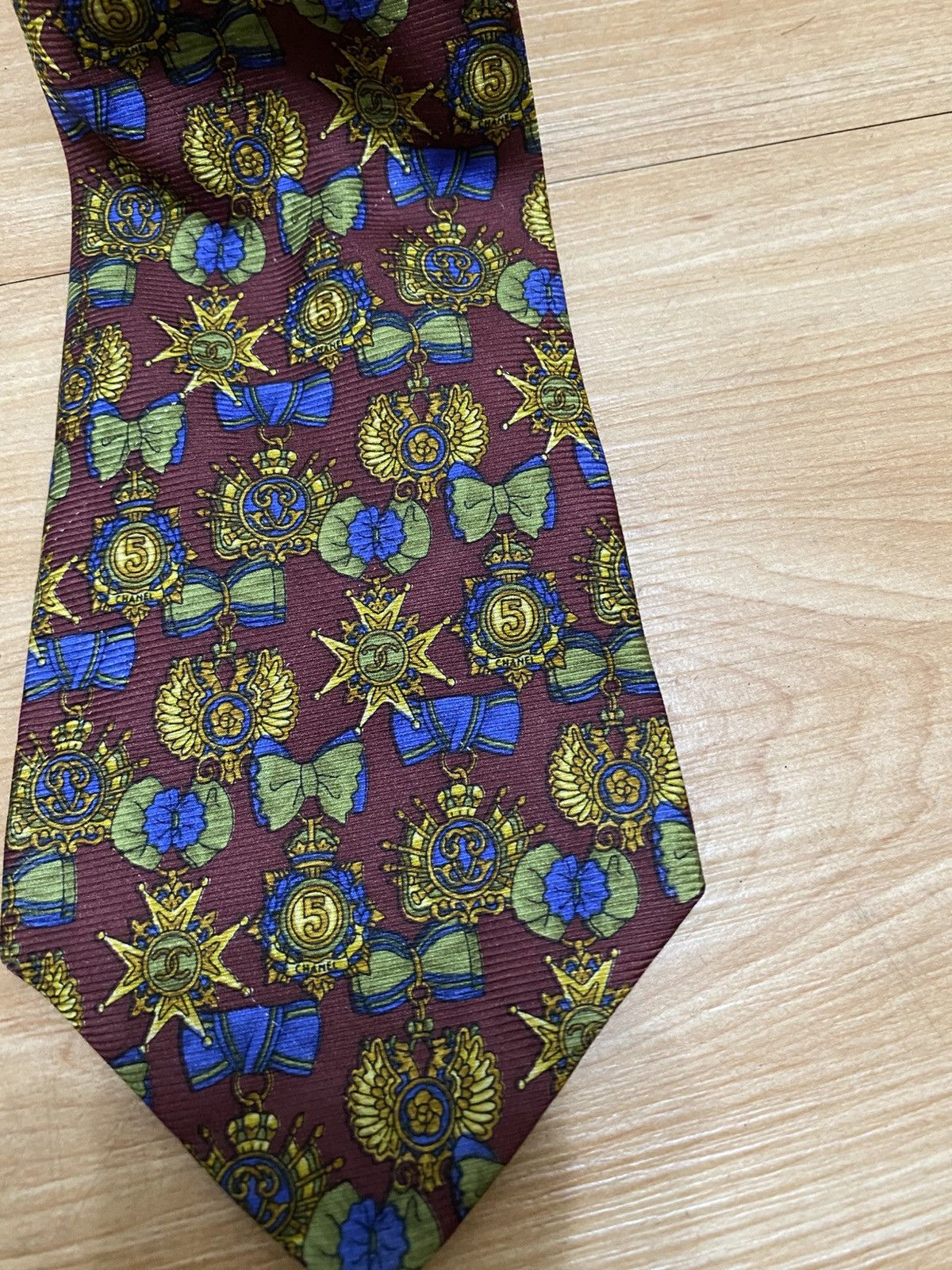 Chanel 💥Grails💥 vintage chanel tie 100% silk nice design Size ONE SIZE - 2 Thumbnail
