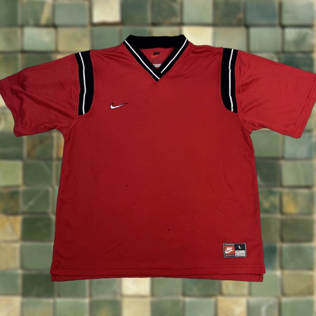 Nike Nike Soccer Jersey Men L Red V-Neck Y2K Athletic Size US L / EU 52-54 / 3 - 1 Thumbnail