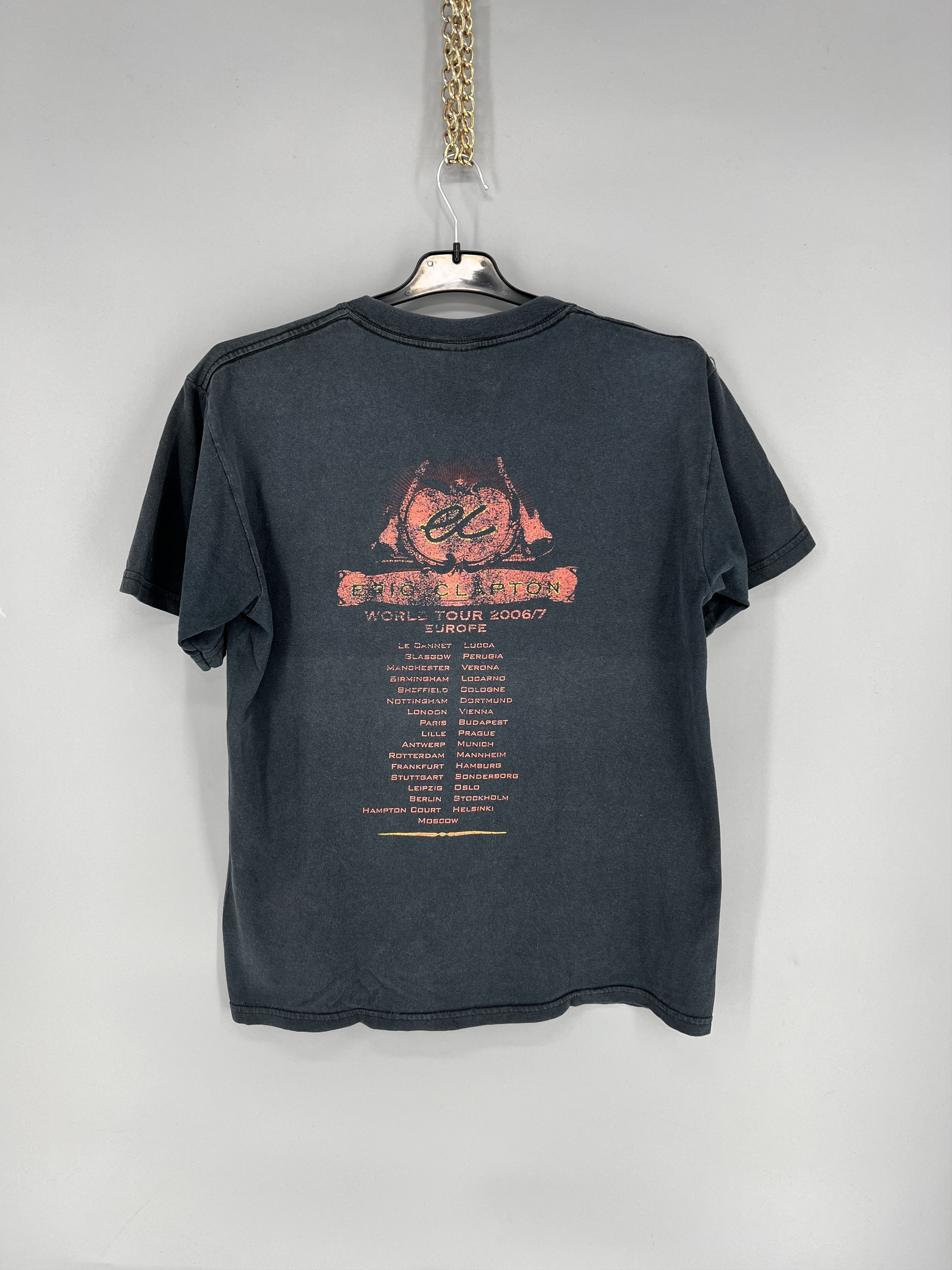 Band Tees Eric Clapton World Tour 2006/07 Europe T-shirt Size US L / EU 52-54 / 3 - 10 Thumbnail