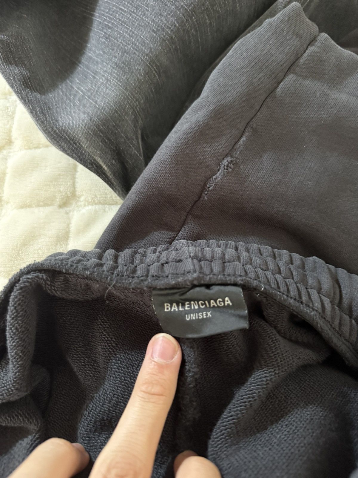 Balenciaga Distressed baggy Sweatpants Sz. S Size US 31 - 5 Thumbnail