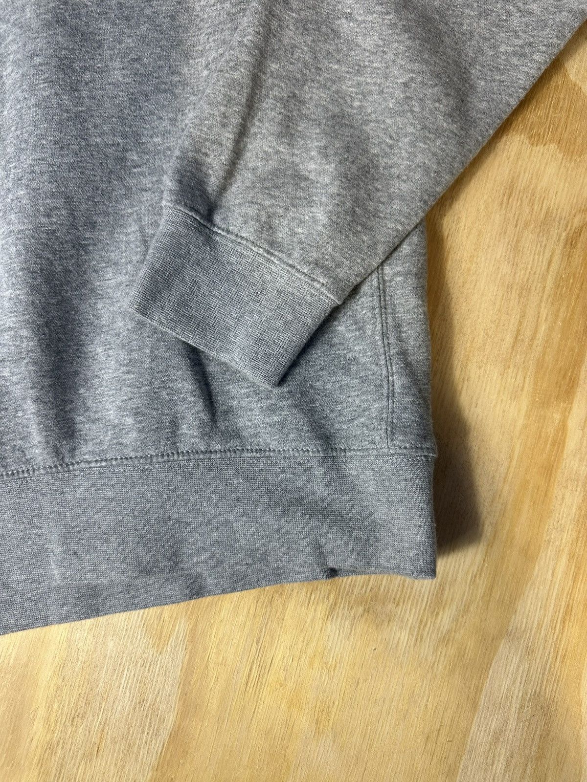 Nike Nike Grey Crewneck Pullover Sweatshirt Classic Swoosh Medium Size US M / EU 48-50 / 2 - 3 Thumbnail