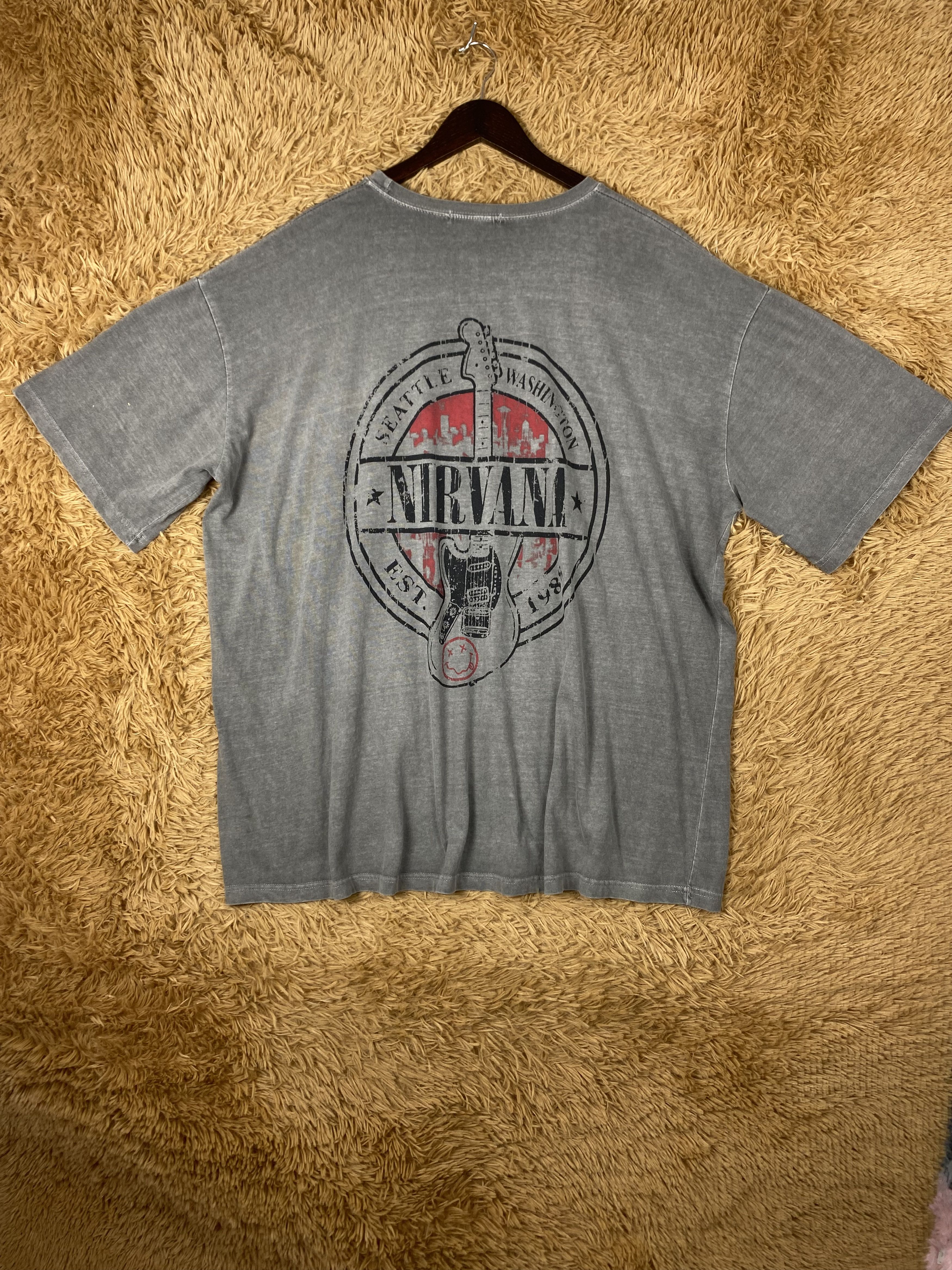 Nirvana Vintage Nirvana Shorts Sleeve T-Shirts PT0103 Size US XL / EU 56 / 4 - 1 Thumbnail