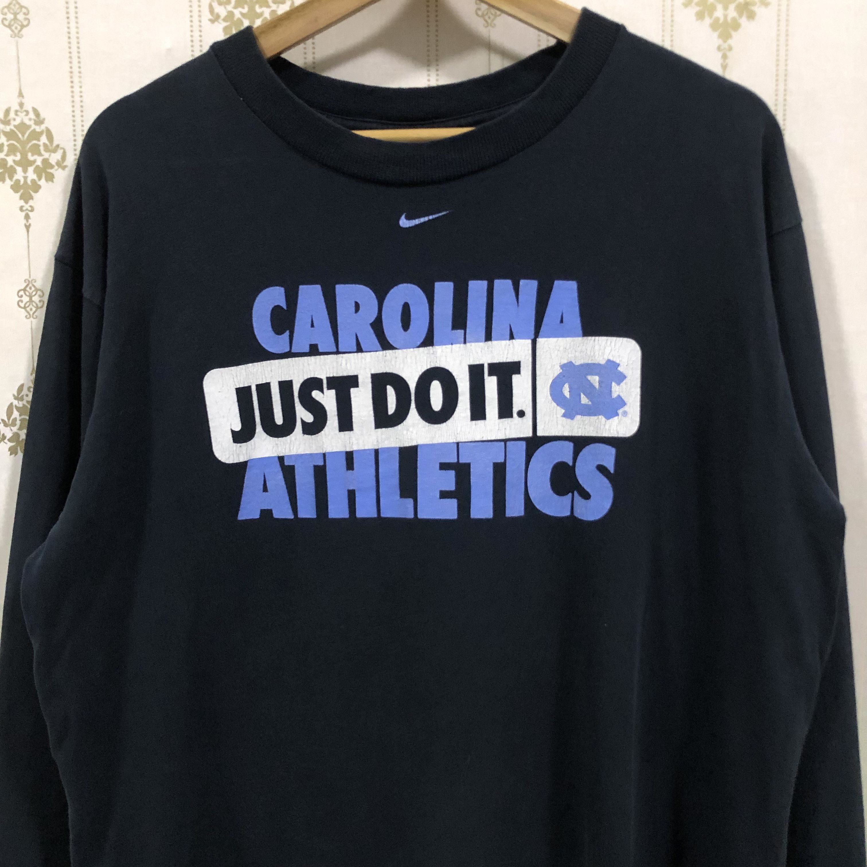 Nike × Vintage Vintage nike center swoosh crewneck Size US M / EU 48-50 / 2 - 2 Thumbnail