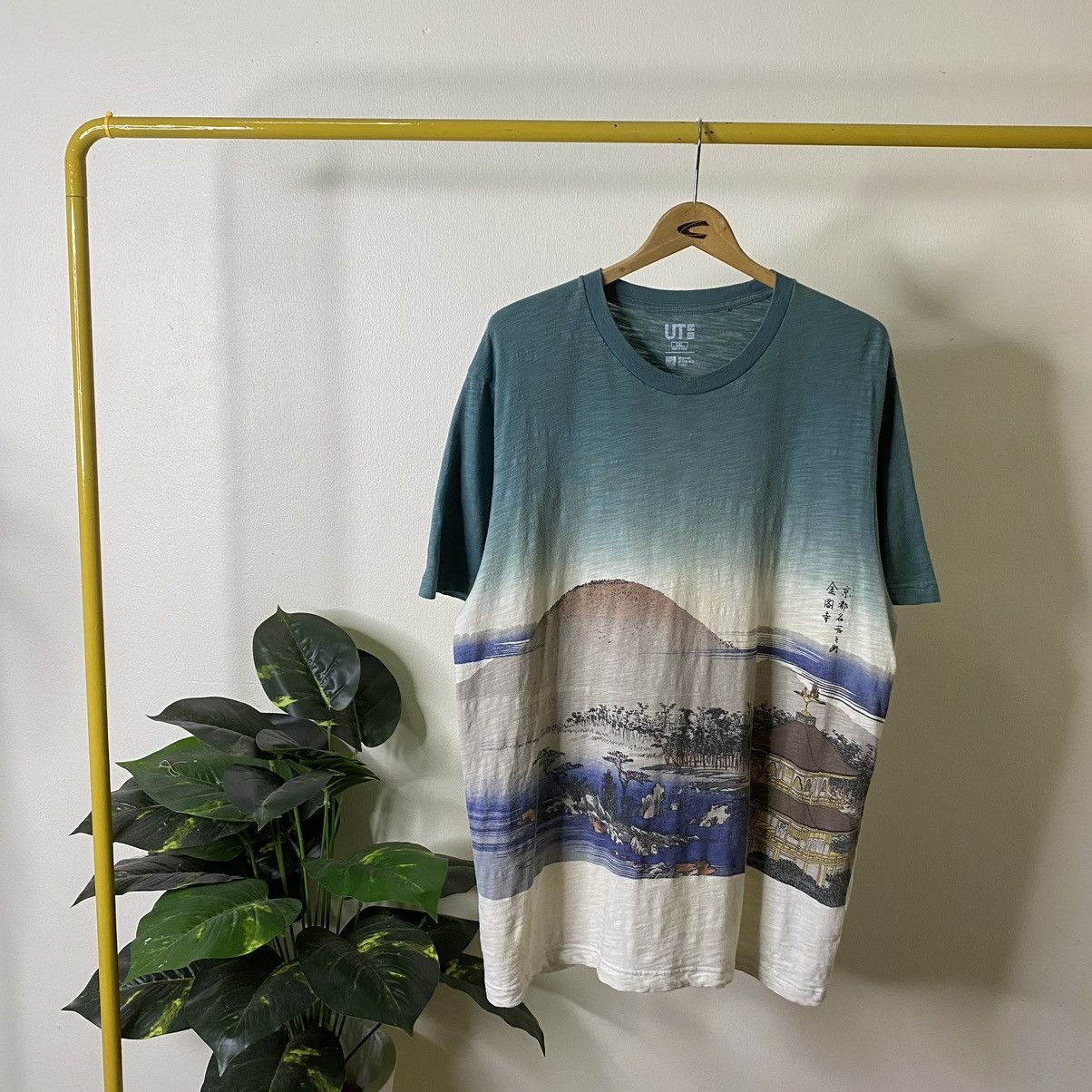 Japanese Brand Japanese Art Ukiyo-e Archive Uniqlo Loopwheel Cotton Tee Size US XL / EU 56 / 4 - 1 Thumbnail