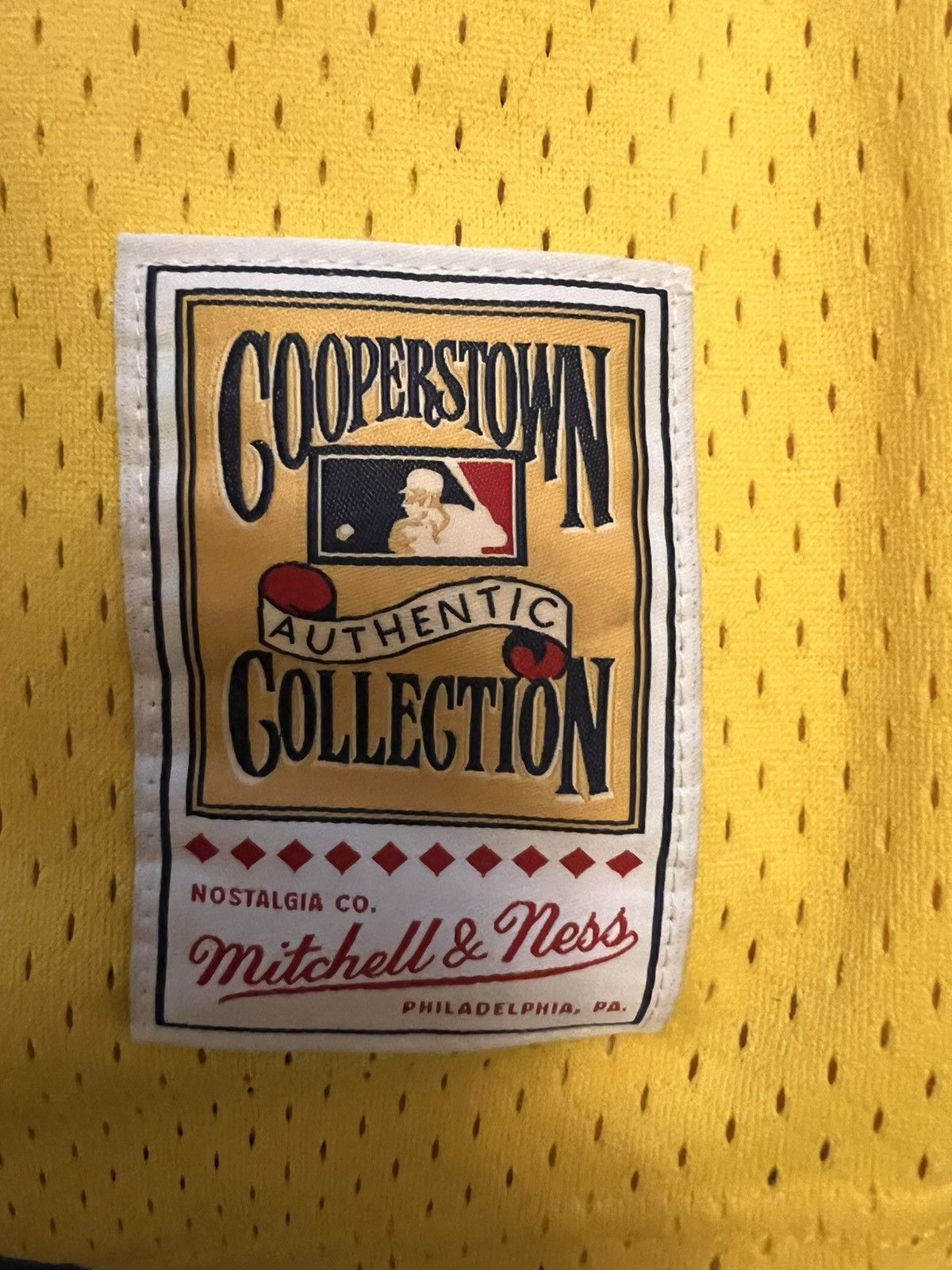 Mitchell & Ness Ricky Henderson Oakland Athletics Jersey Size US L / EU 52-54 / 3 - 4 Thumbnail