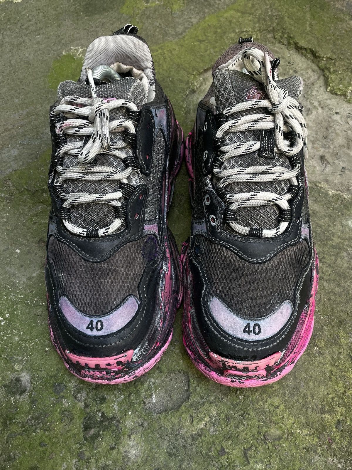 Balenciaga Balenciaga Triple S Custom Sneakers Black/Pink Size US 7 / EU 40 - 2 Thumbnail