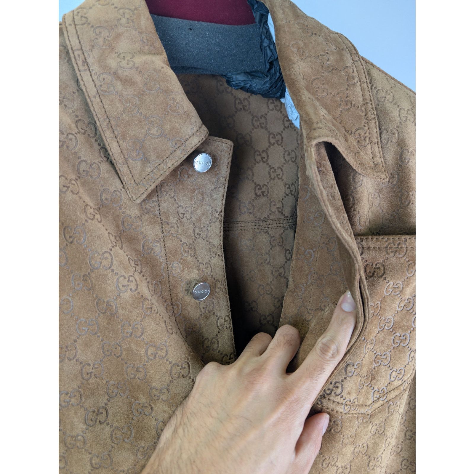 Gucci o1rshd1 Embossed GG Suede Jacket in Camel / Beige Size US M / EU 48-50 / 2 - 9 Thumbnail