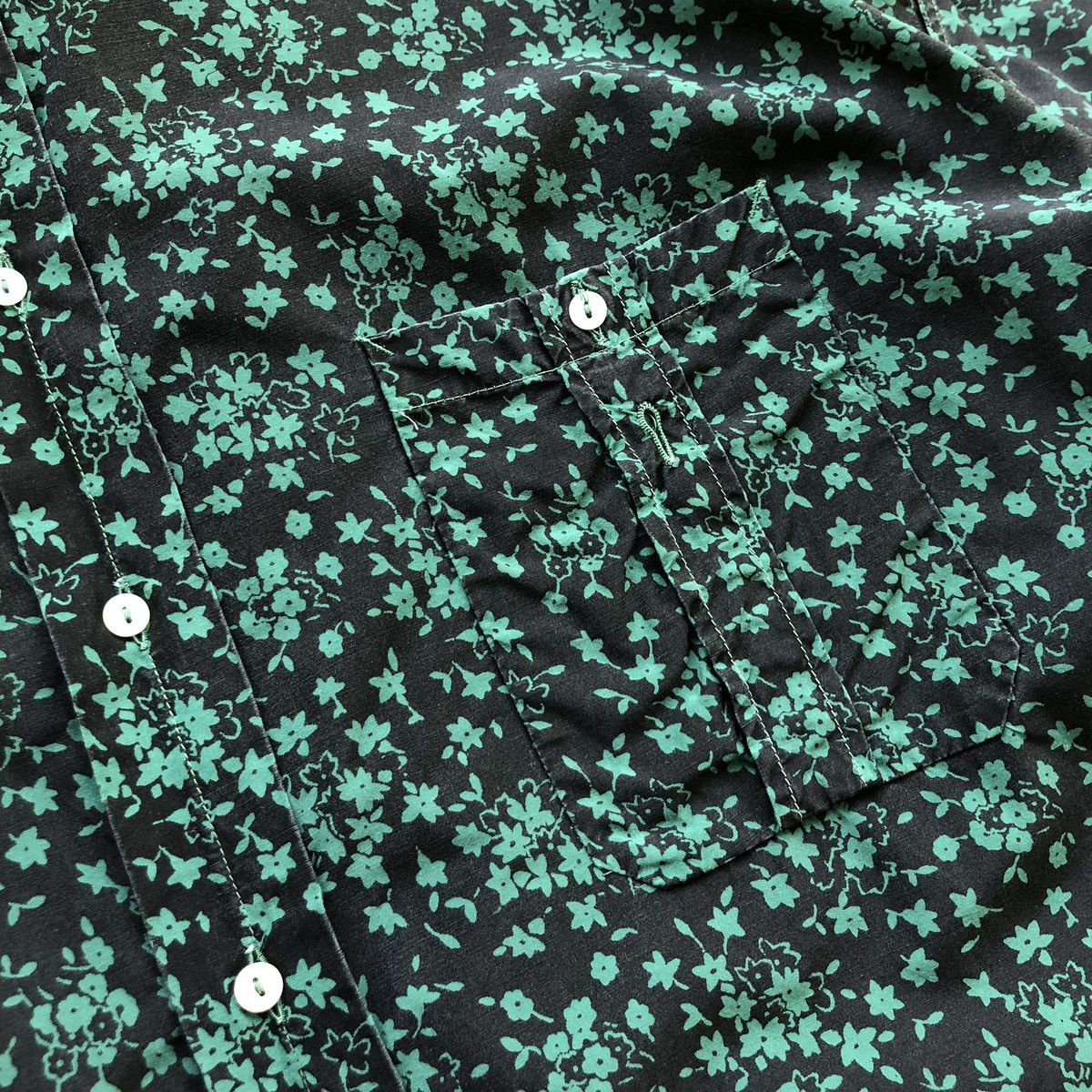 C.P. Company × Massimo Osti × Vintage C.P. Company Massimo Osti Archive Paisley Button Ups Shirt Size US XL / EU 56 / 4 - 5 Thumbnail