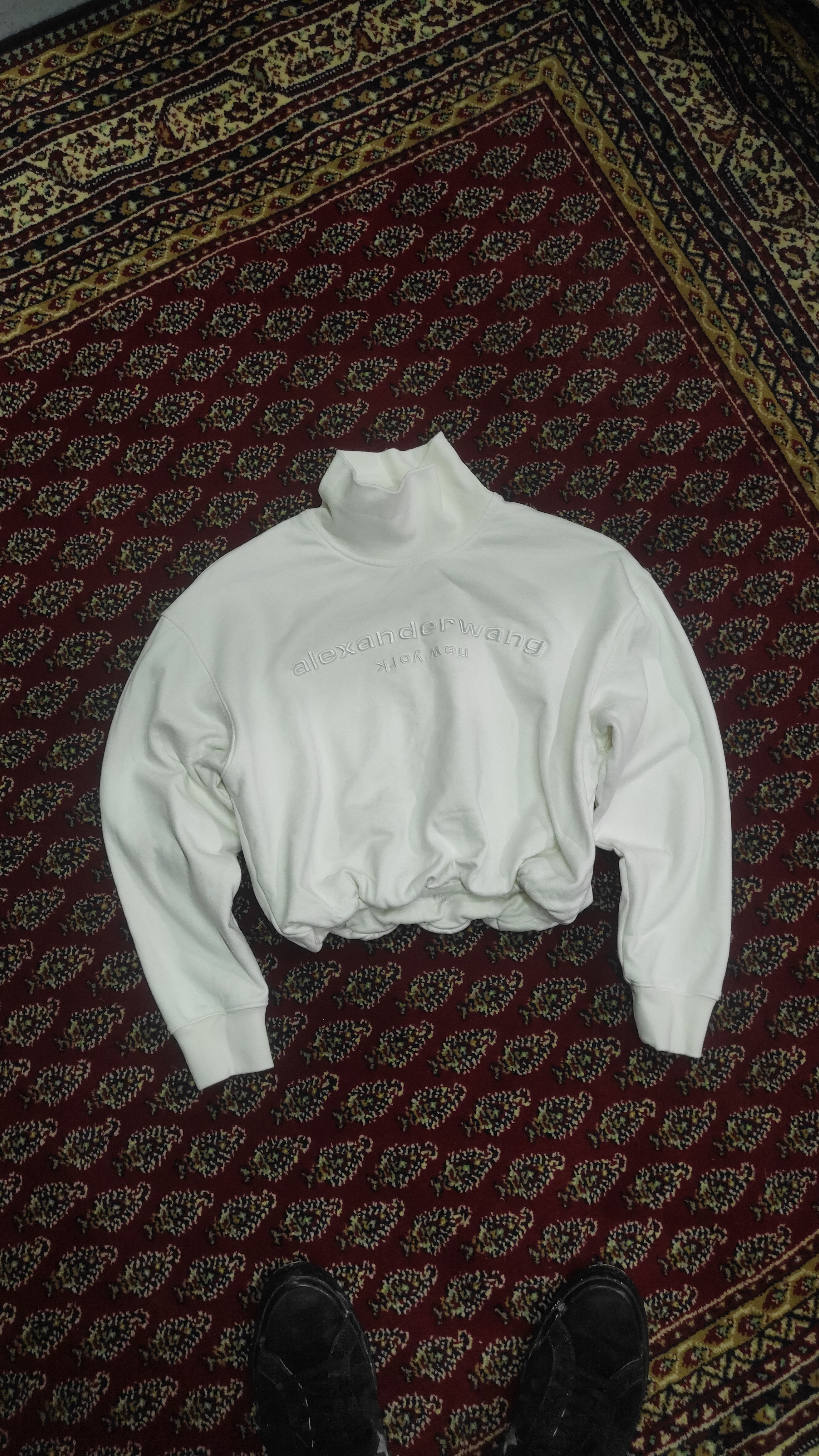 Alexander Wang Alexander Wang embossed logo Cropped Mock Neck Sweatshirt Size M / US 6-8 / IT 42-44 - 1 Thumbnail