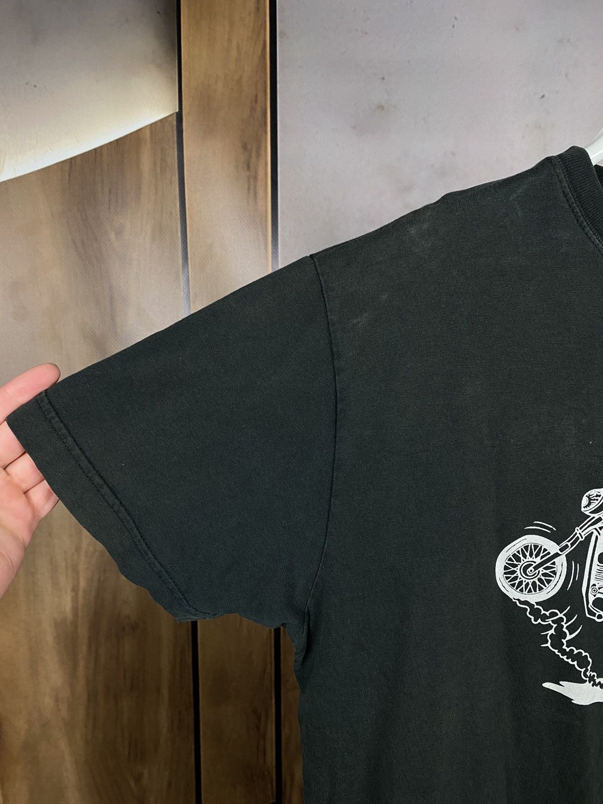 Levi's Vintage Clothing 🛣️Vintage 90s T-Shirt Levi’s Red Tab Biker VTG Demon Tee🛣️ Size US M / EU 48-50 / 2 - 3 Thumbnail