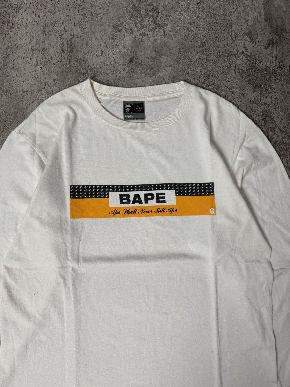 Bape VINTAGE 90’S BAPE “APE SHALL NEVER KILL APE” LONGSLEEVE Size US M / EU 48-50 / 2 - 2 Thumbnail