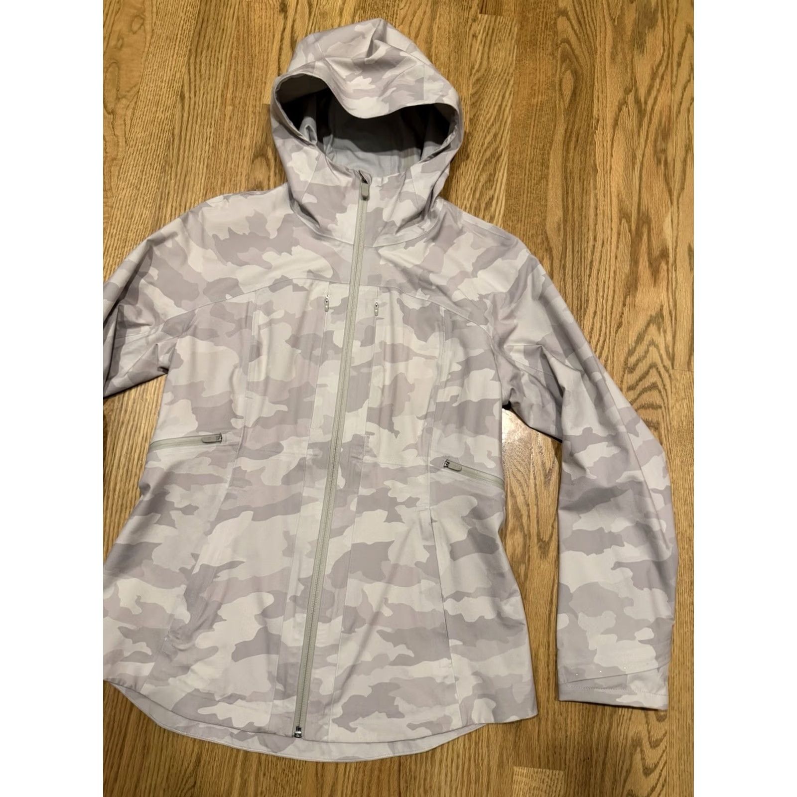Lululemon Lululemon Break a Trail Full Zip Hoodie Jacket Women’s Size 8 White Opal Camo Windbreaker Pockets Size M / US 6-8 / IT 42-44 - 6 Thumbnail