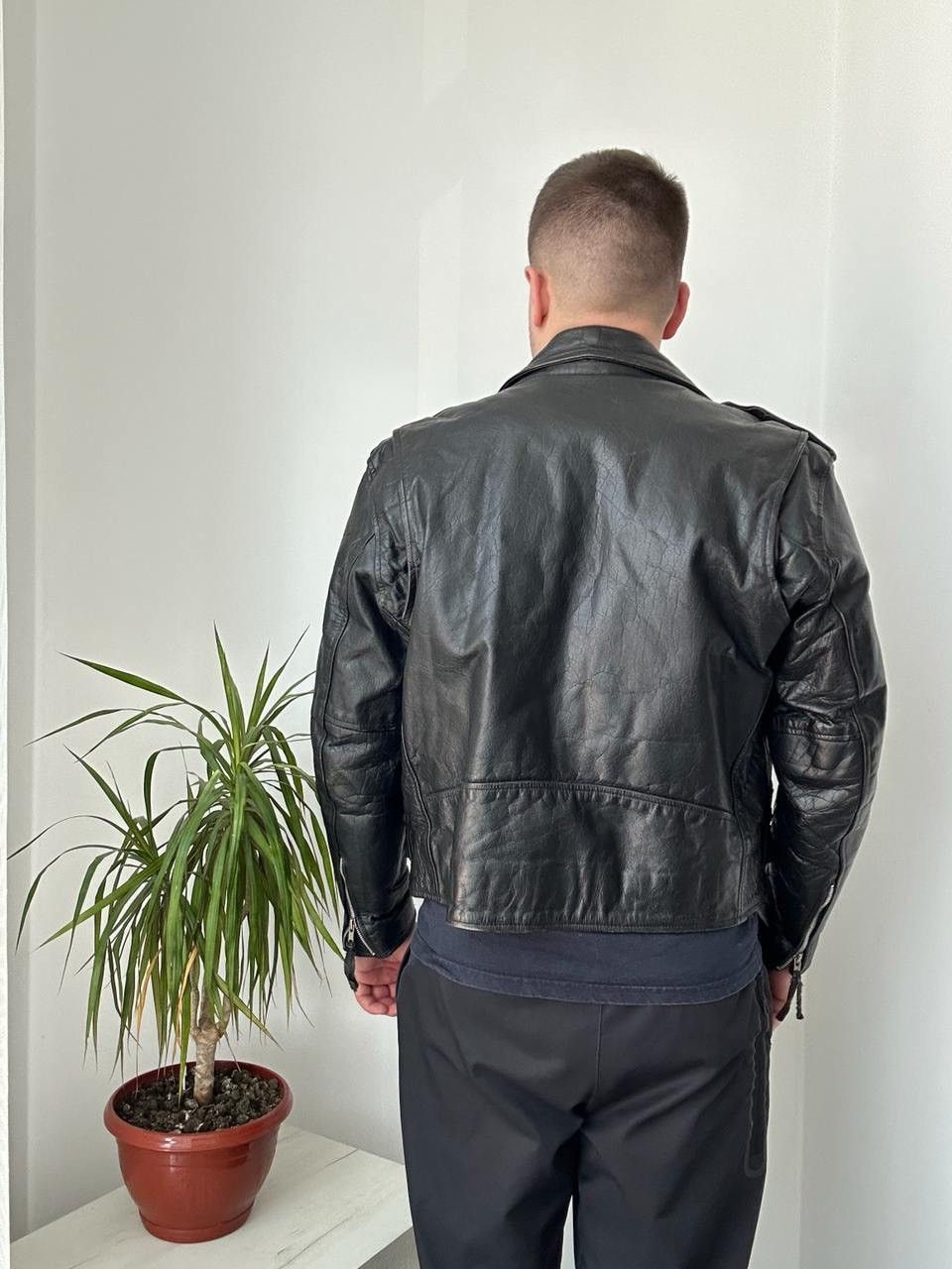 Genuine Leather × Vintage Vintage Japanese Black Leather Moto Distressed Jacket Size US S / EU 44-46 / 1 - 16 Thumbnail