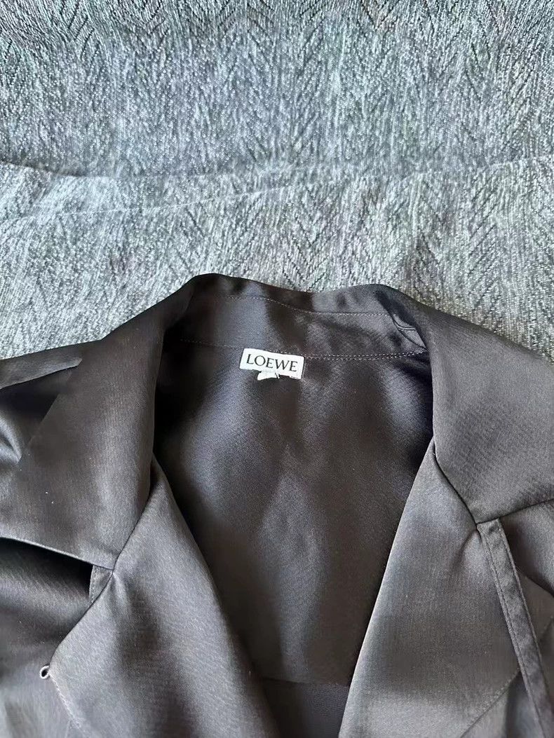 Loewe LOEWE Silk big logo shirt Size XS / US 0-2 / IT 36-38 - 3 Thumbnail