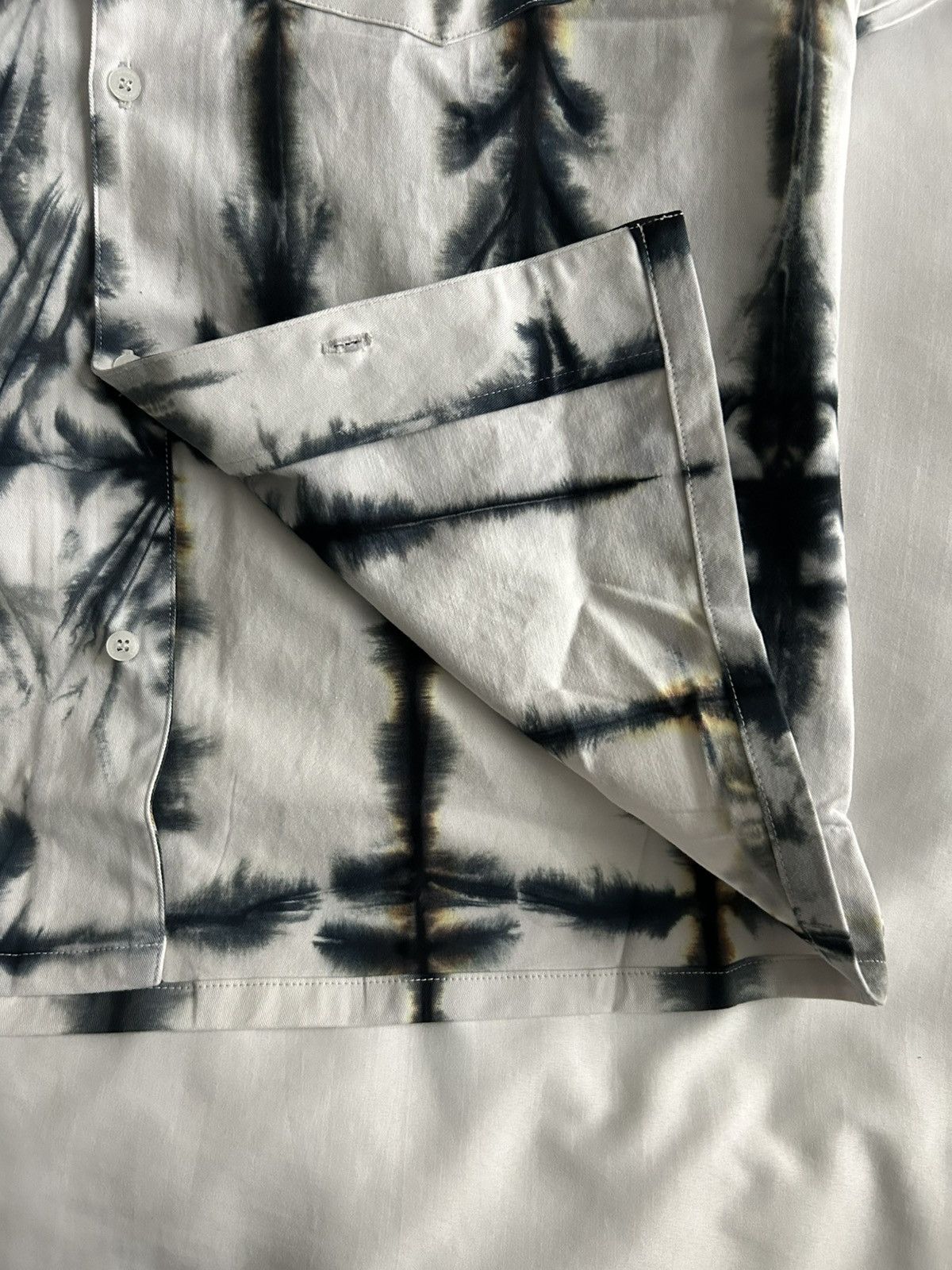 Nahmias Nahmias White Tie Dye Print Shirt All Over AOP Short Sleeve Size US M / EU 48-50 / 2 - 5 Thumbnail