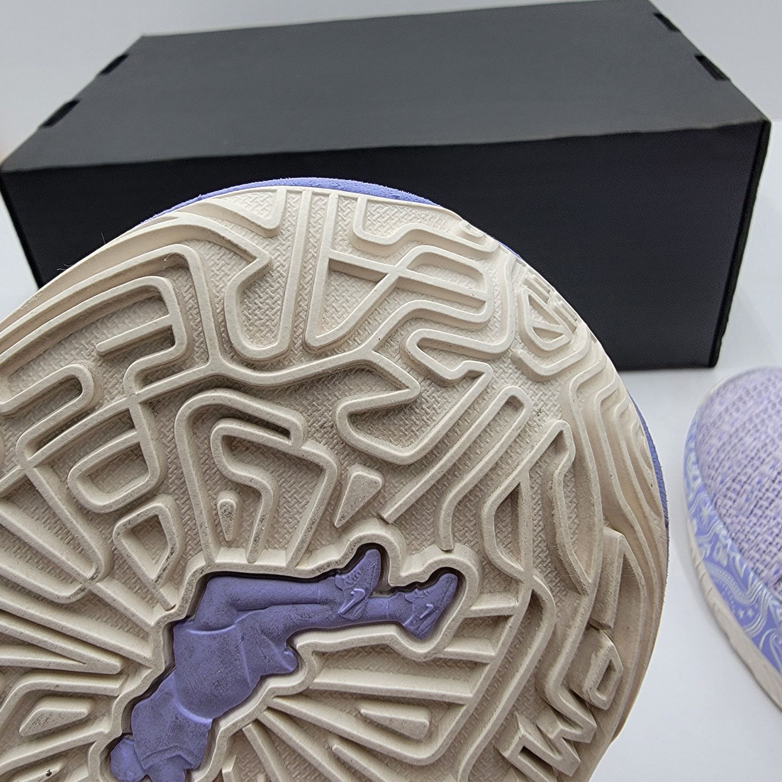 Nike Nike LeBron 20 'Purple and Gold' Basketball Shoes - Size 12 Size US 12 / EU 45 - 10 Thumbnail