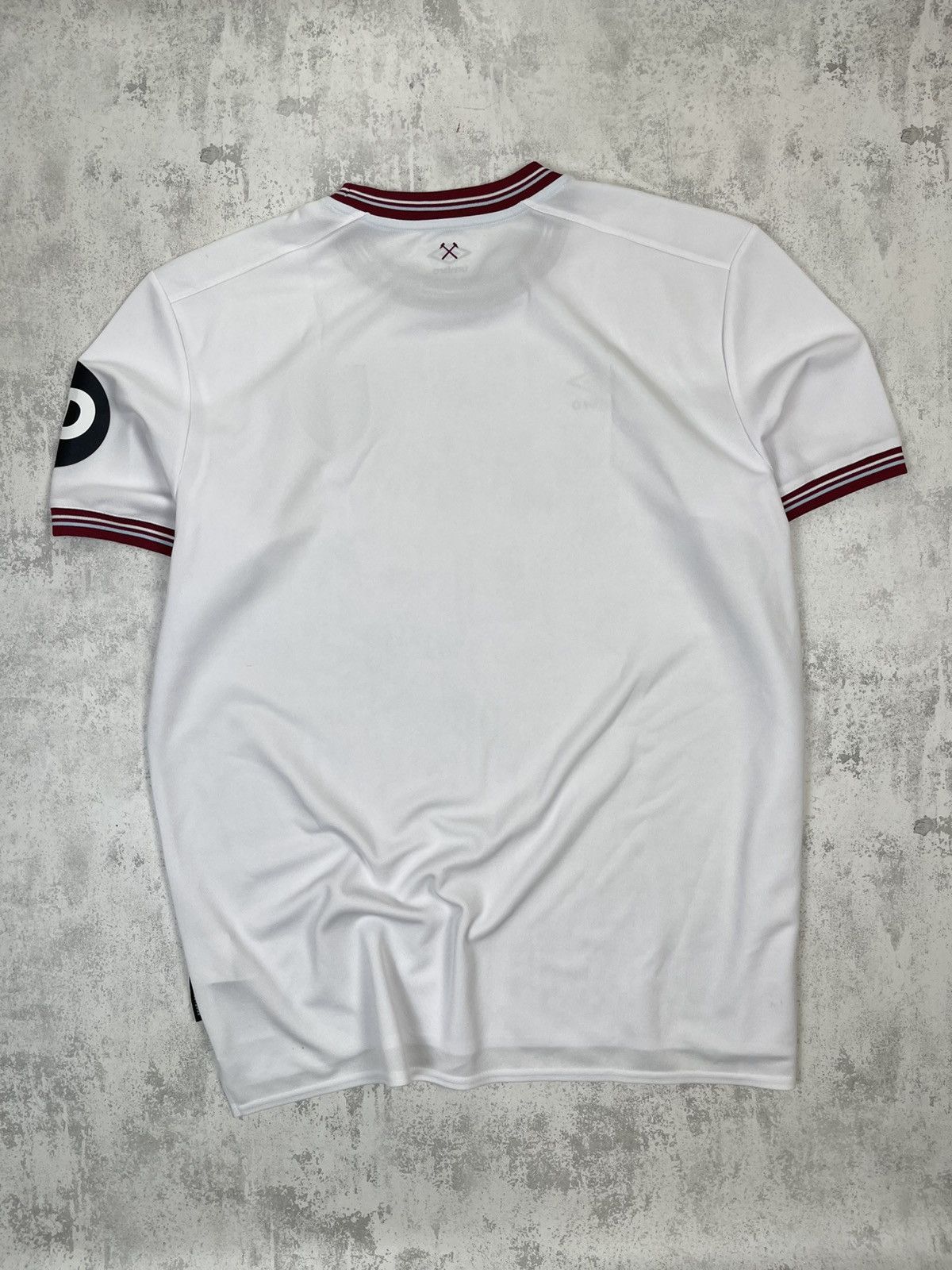 Umbro West Ham United 23/24 Away Iridescent Emblem Umbro Jersey Size US XXL / EU 58 / 5 - 9 Thumbnail