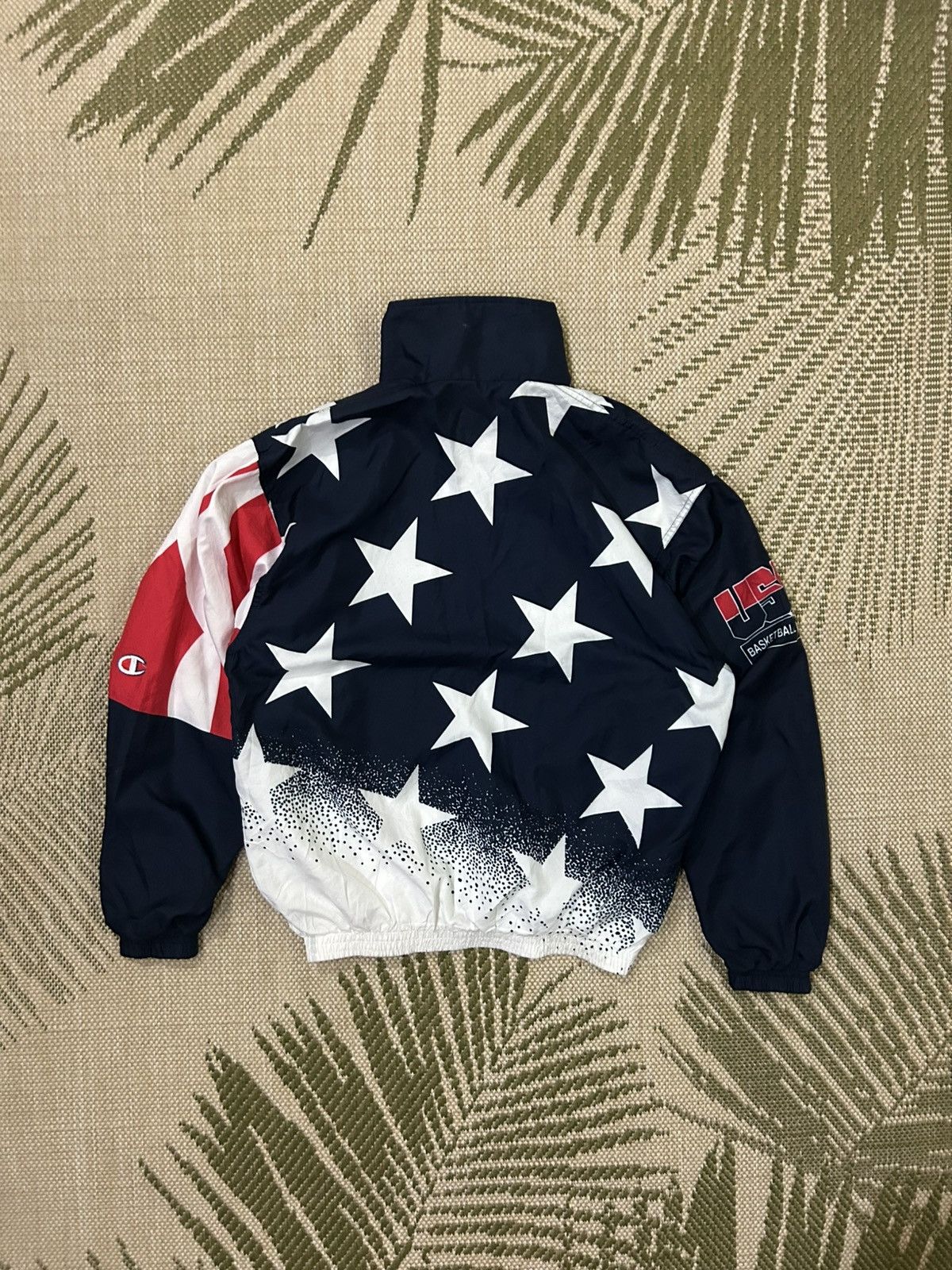 Champion Vintage 1996 Champion USA Basketball Olympic Windbreaker Size US L / EU 52-54 / 3 - 6 Thumbnail
