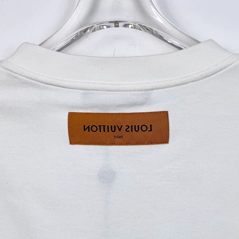 Louis Vuitton Louis Vuitton White logo monogrammed cotton crew neck shor Size US L / EU 52-54 / 3 - 5 Thumbnail