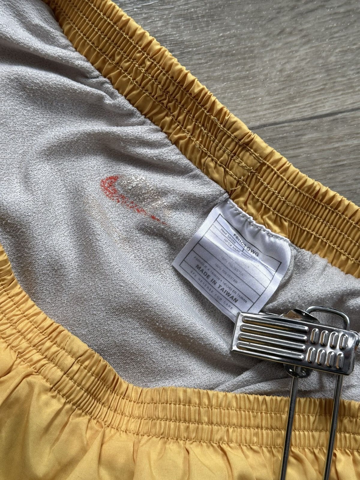 Nike 🫧NIKE VINTAGE SHORTS Size US 34 / EU 50 - 9 Thumbnail