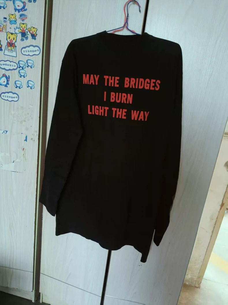 Vetements Unique Black Long Sleeve with Red Print-dmc Size US M / EU 48-50 / 2 - 1 Thumbnail