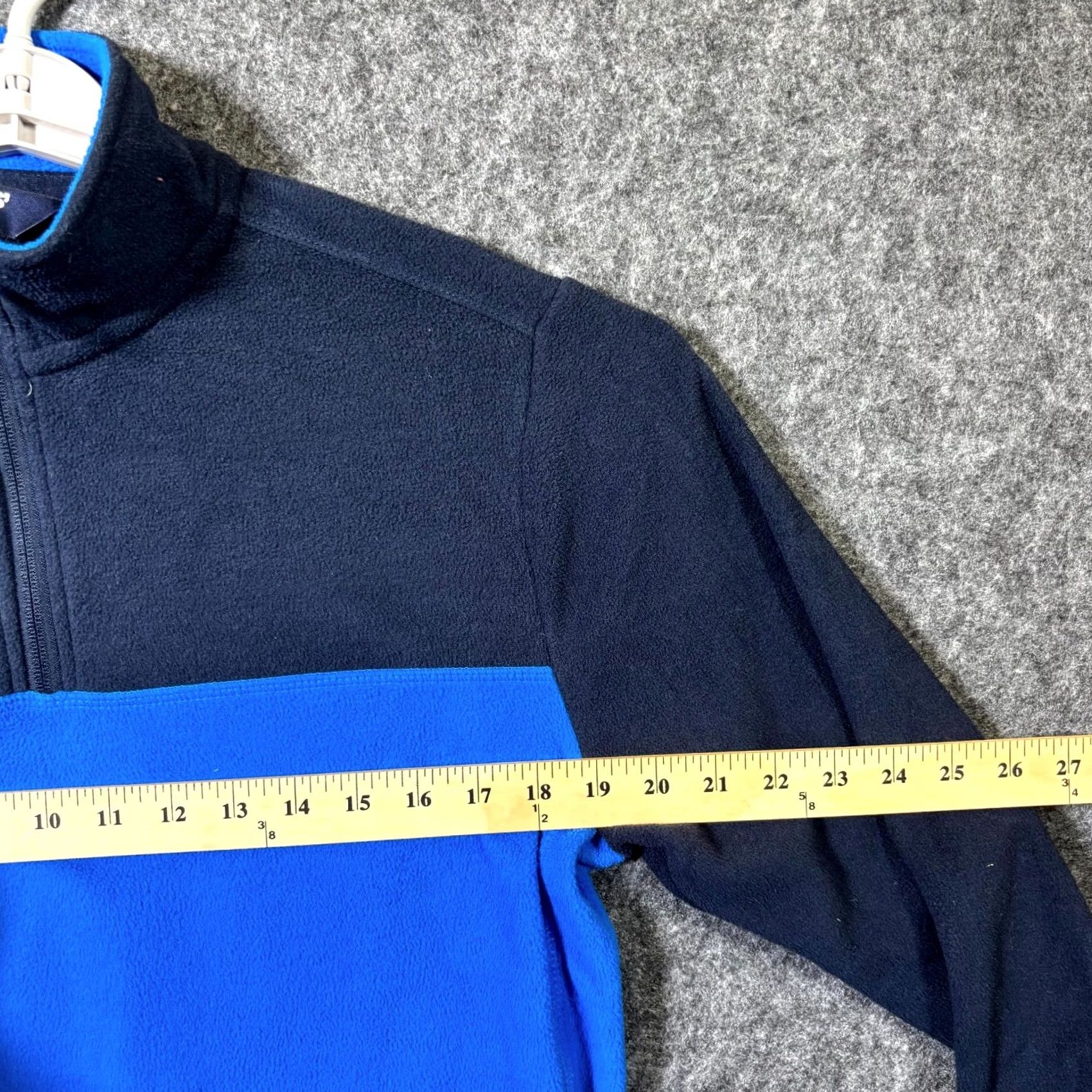 Lands' End Lands' End Sweatshirt Mens Medium Navy Blue Fleece 1/4 Zip Hiking Outdoor 38-40 M Mens Size US M / EU 48-50 / 2 - 7 Thumbnail