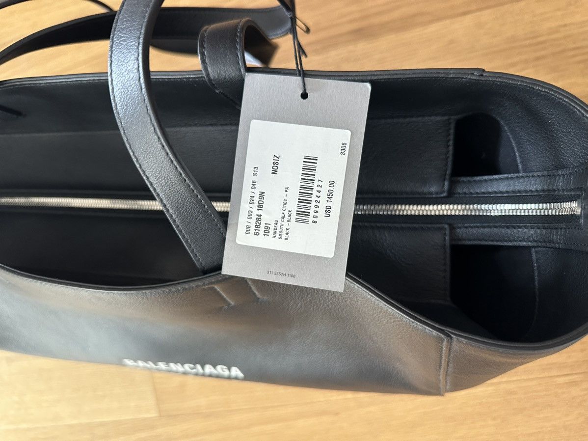 Balenciaga Balenciaga Rodeo Drive Print Tote Bag In Black Leather Size ONE SIZE - 9 Thumbnail