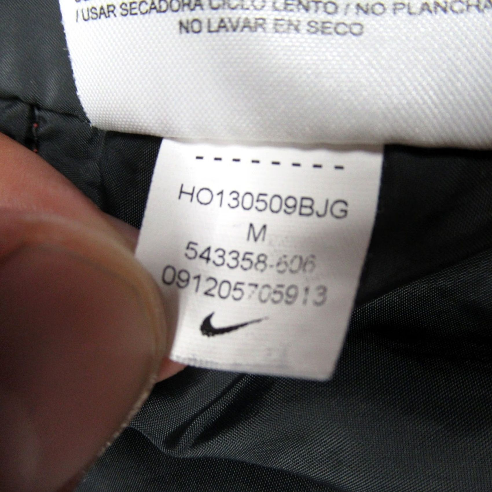 Nike Nike Jacket Mens M Red Black Pockets Full Zip Insulated Windbreaker Polyester Lining Polyester Logo Zipper Outdoor Casual Athletic Size US M / EU 48-50 / 2 - 5 Thumbnail