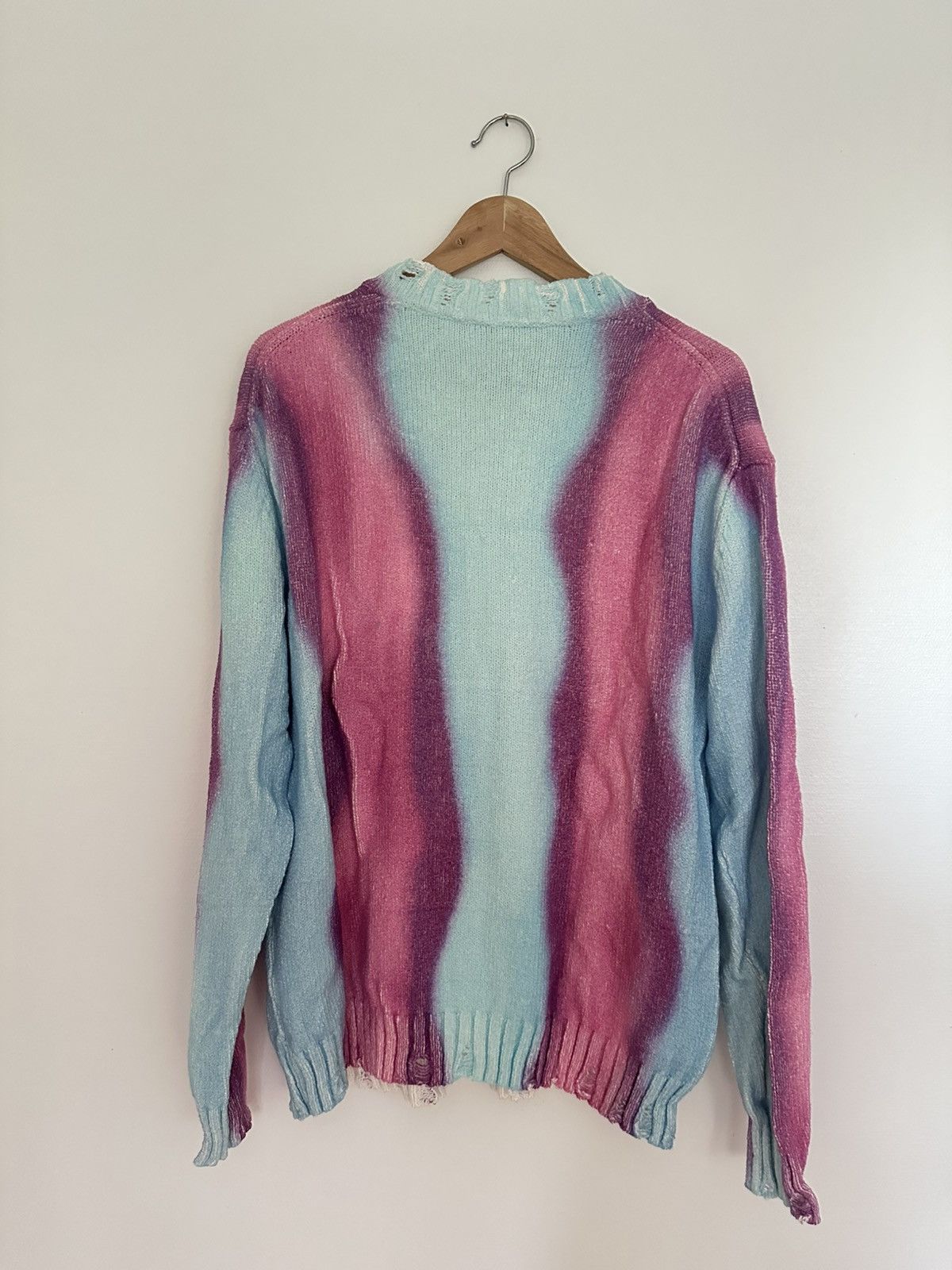 Acne Studios Rare 🔥 Acne Studios gradient blue-rose sweater longsleeve Size US M / EU 48-50 / 2 - 4 Thumbnail