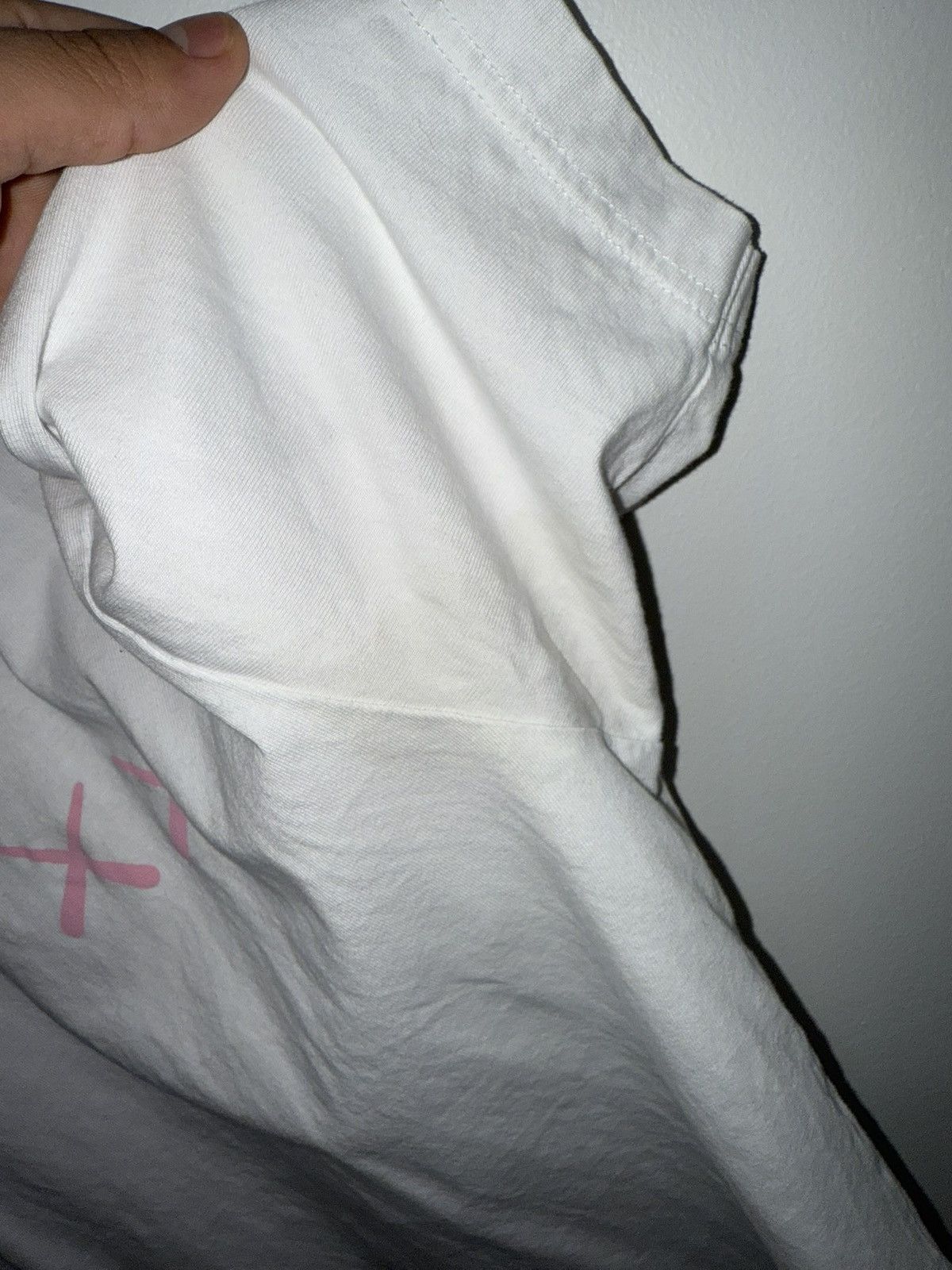 Kaws × Uniqlo Uniqlo x Kaws Graphic Tee Size US M / EU 48-50 / 2 - 4 Thumbnail
