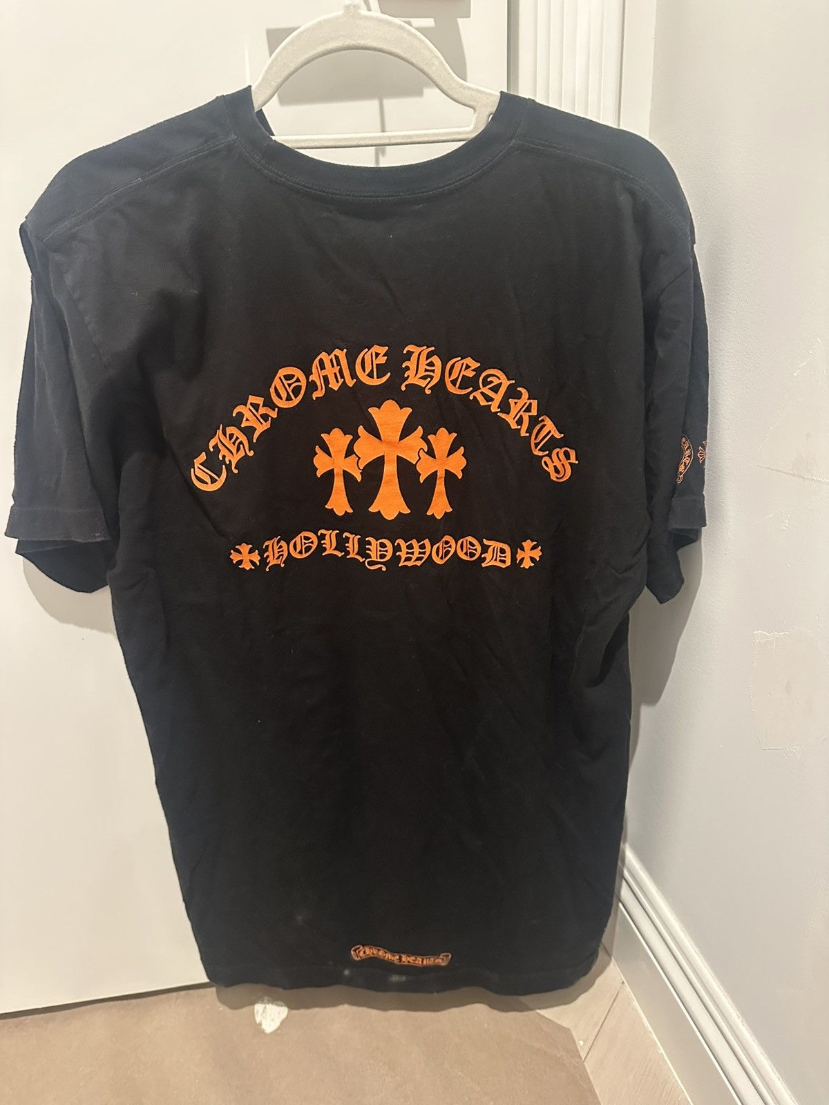 Chrome Hearts Chrome Hearts Black T Shirt orange crossed Size US L / EU 52-54 / 3 - 1 Thumbnail