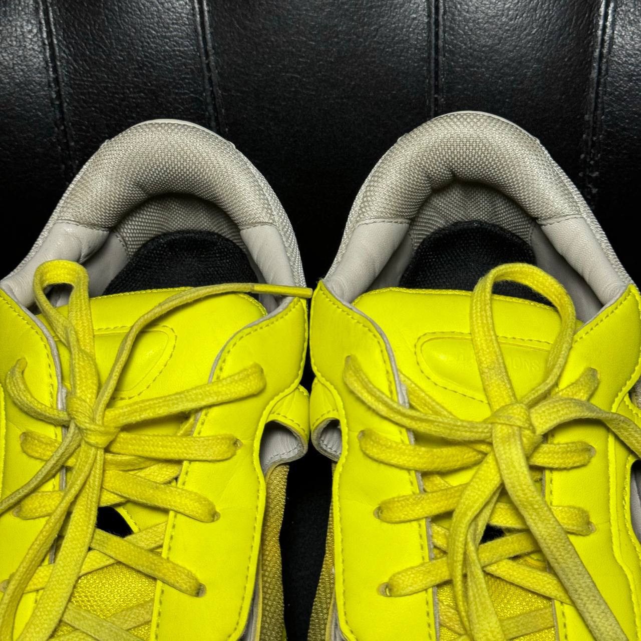 Adidas × Raf Simons 12us Adidas Raf Simons Ozweego Replicant yellow white Size US 12 / EU 45 - 5 Thumbnail