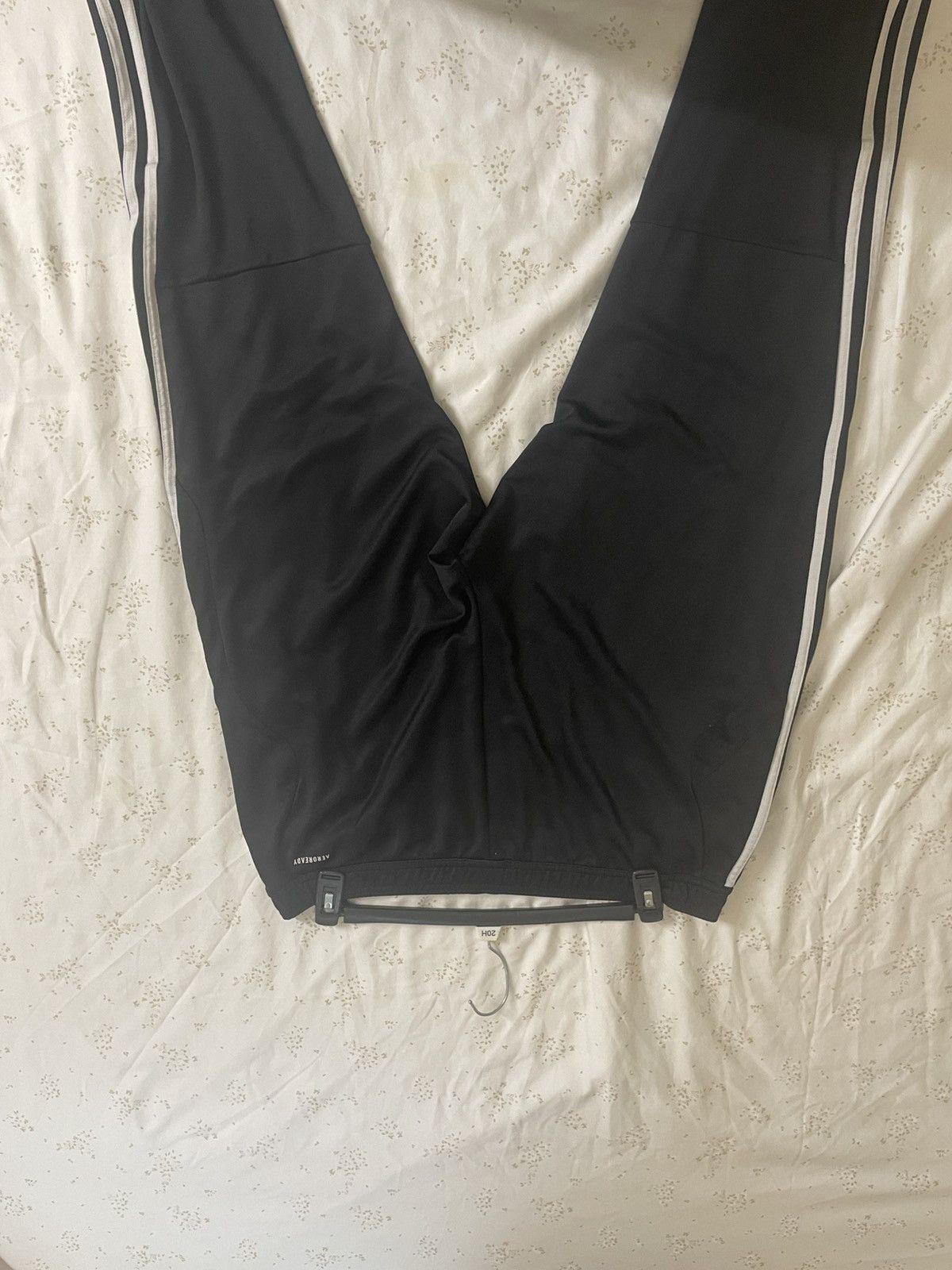 Adidas Adidas sweatpants Size US 34 / EU 50 - 1 Thumbnail