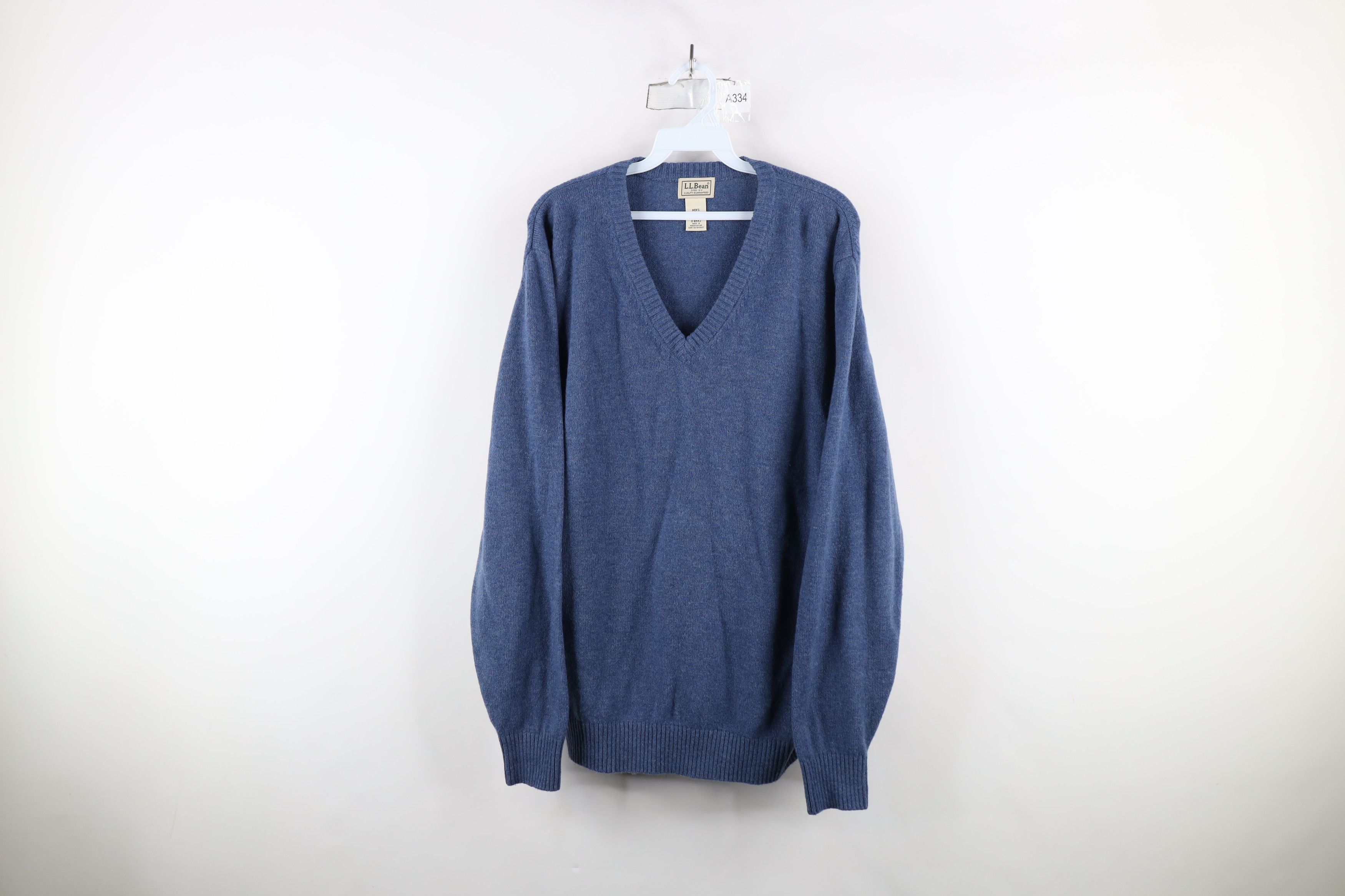 L.L. Bean × Vintage Vintage LL Bean Blank Lambswool Knit V-Neck Sweater Blue Size US L / EU 52-54 / 3 - 1 Thumbnail
