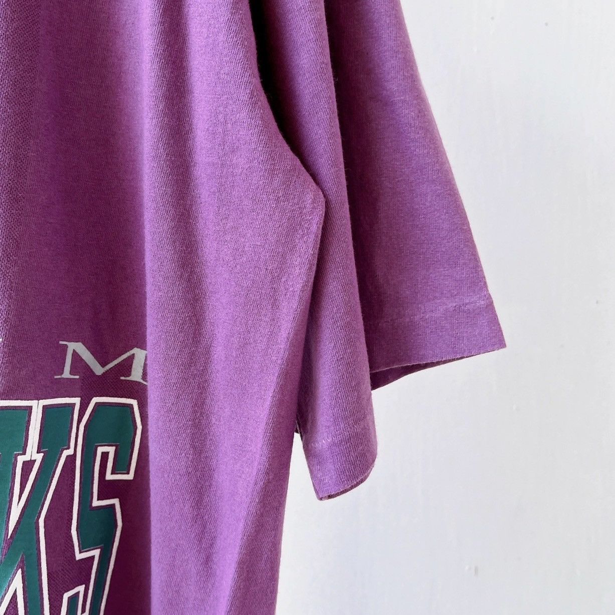 Vintage 90s Mighty Ducks of Anaheim NHL t-shirt/ XL Size US XL / EU 56 / 4 - 8 Thumbnail