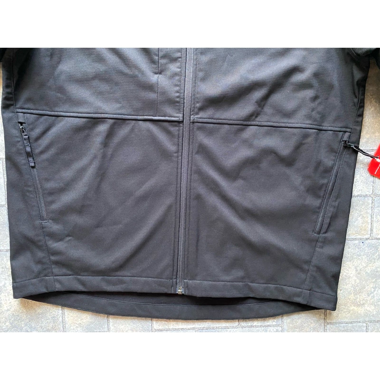 The North Face The North Face Castle Rock Jacket Black Men’s Large Embroidery NWT Size US L / EU 52-54 / 3 - 5 Thumbnail