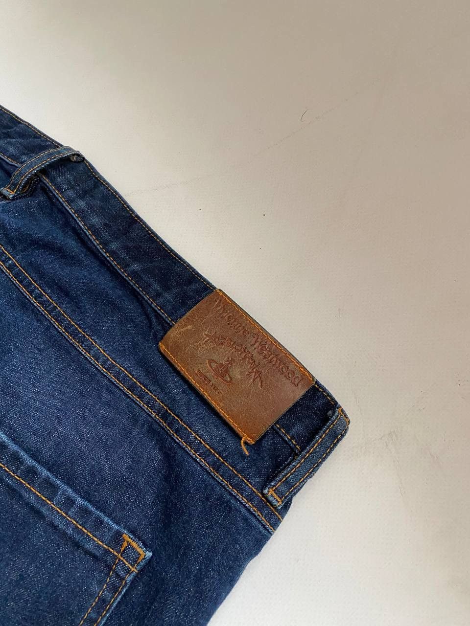 Vivienne Westwood Rare Vivienne Westwood big logo vintage demin jeans pants Size US 36 / EU 52 - 4 Thumbnail