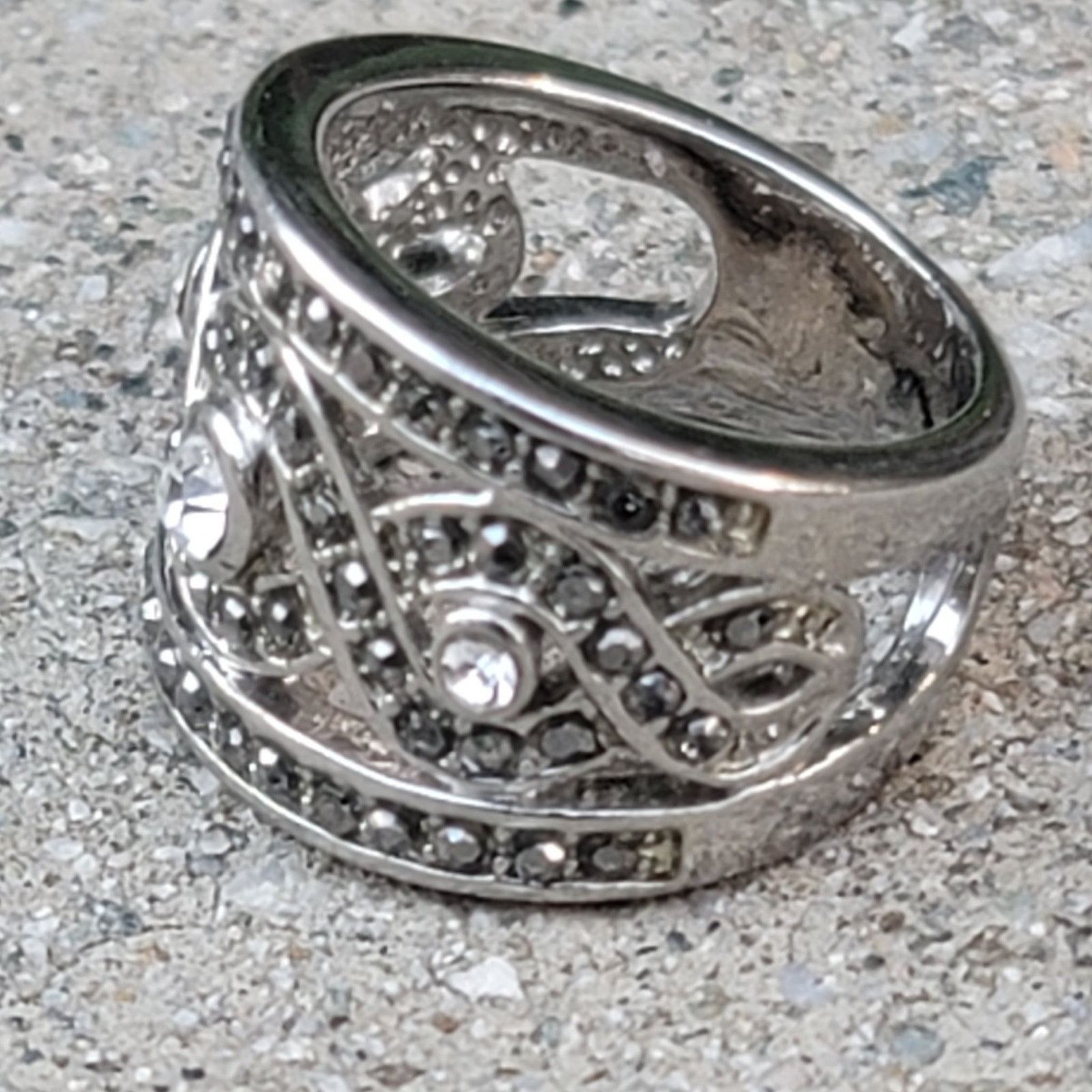 The Unbranded Brand Silver Tone Gemstone Ring Infinity Sign Size ONE SIZE - 4 Thumbnail