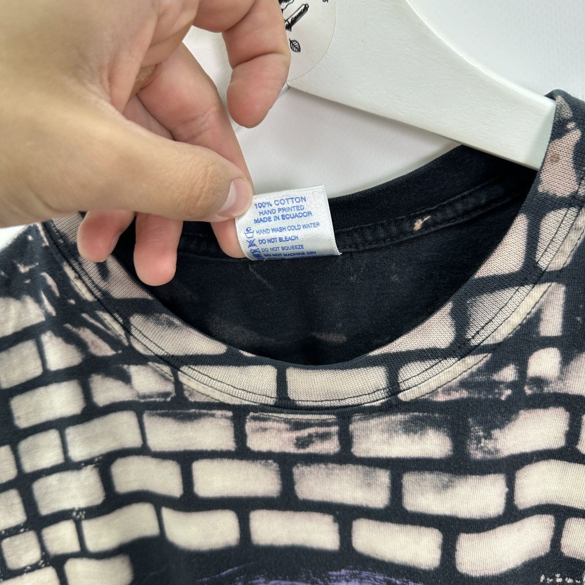 Vintage Vintage 90s Ecuador AOP Bricks tee culture native y2k rare Size US M / EU 48-50 / 2 - 7 Thumbnail