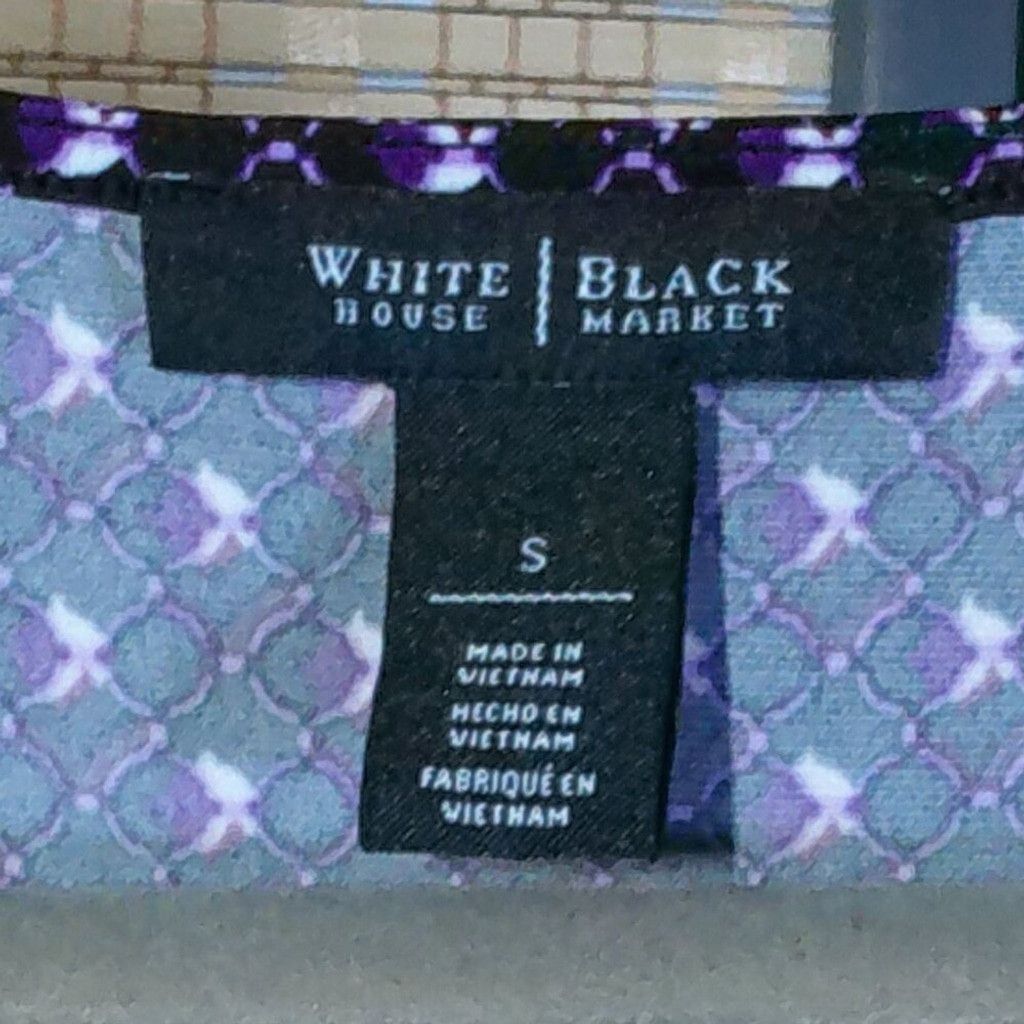 White House Black Market WHBM Black Sleeveless Blouse w/ Fuschia & White Geo Print Size S / US 4 / IT 40 - 3 Thumbnail