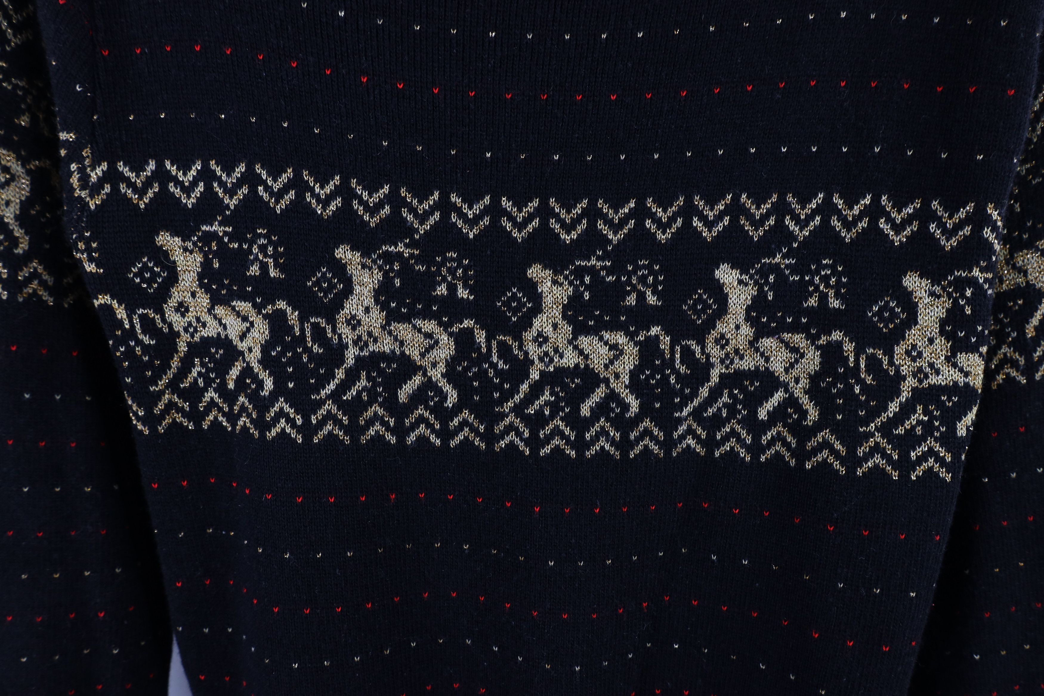 Vintage Vintage 70s Streetwear Christmas Reindeer Knit Sweater USA Size S / US 4 / IT 40 - 4 Thumbnail