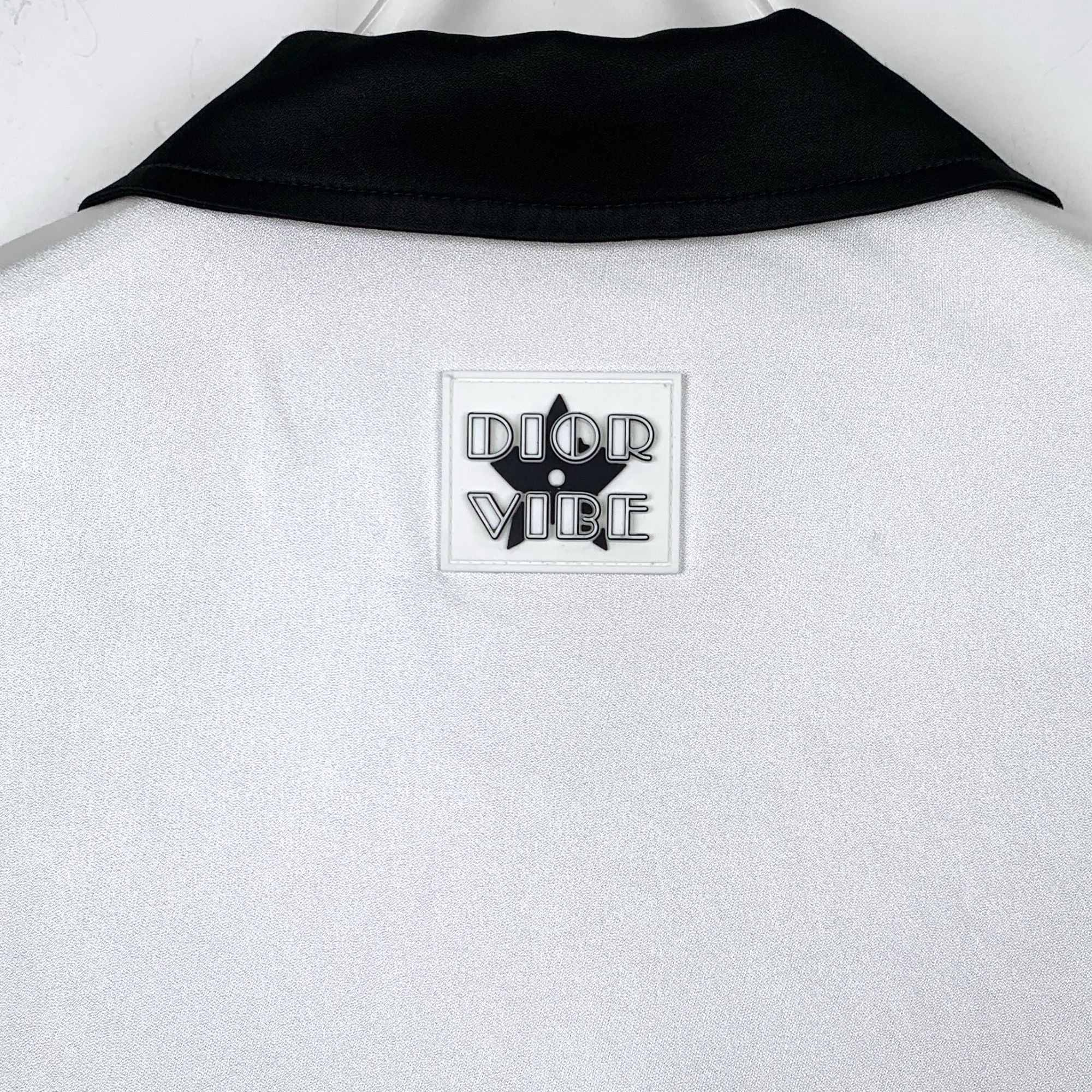 Dior Christian Dior White Collared Single-Breasted Short Sleeve S Size M / US 6-8 / IT 42-44 - 4 Thumbnail