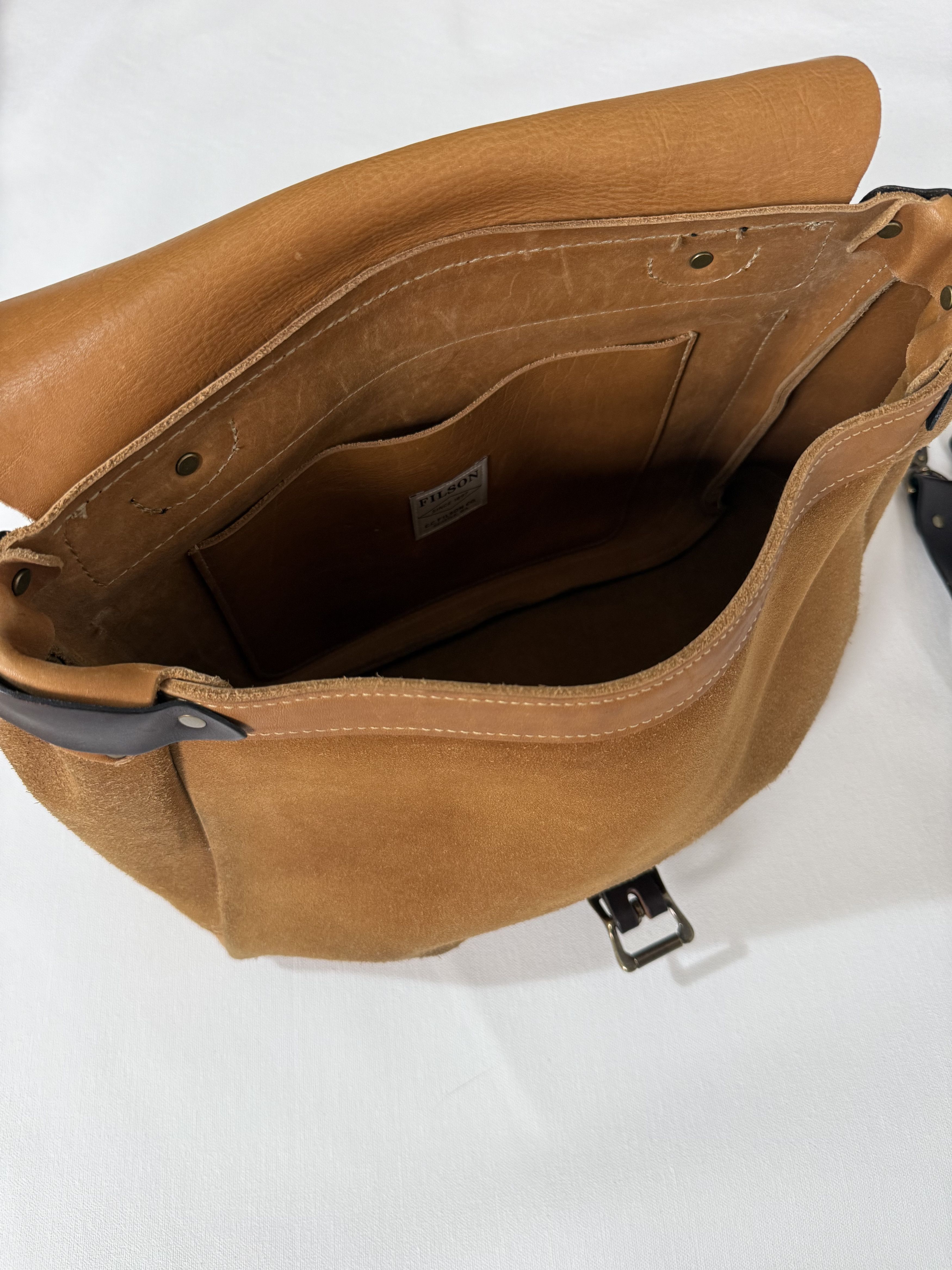 Filson Filson Rugged Suede Messenger Bag Size ONE SIZE - 2 Thumbnail
