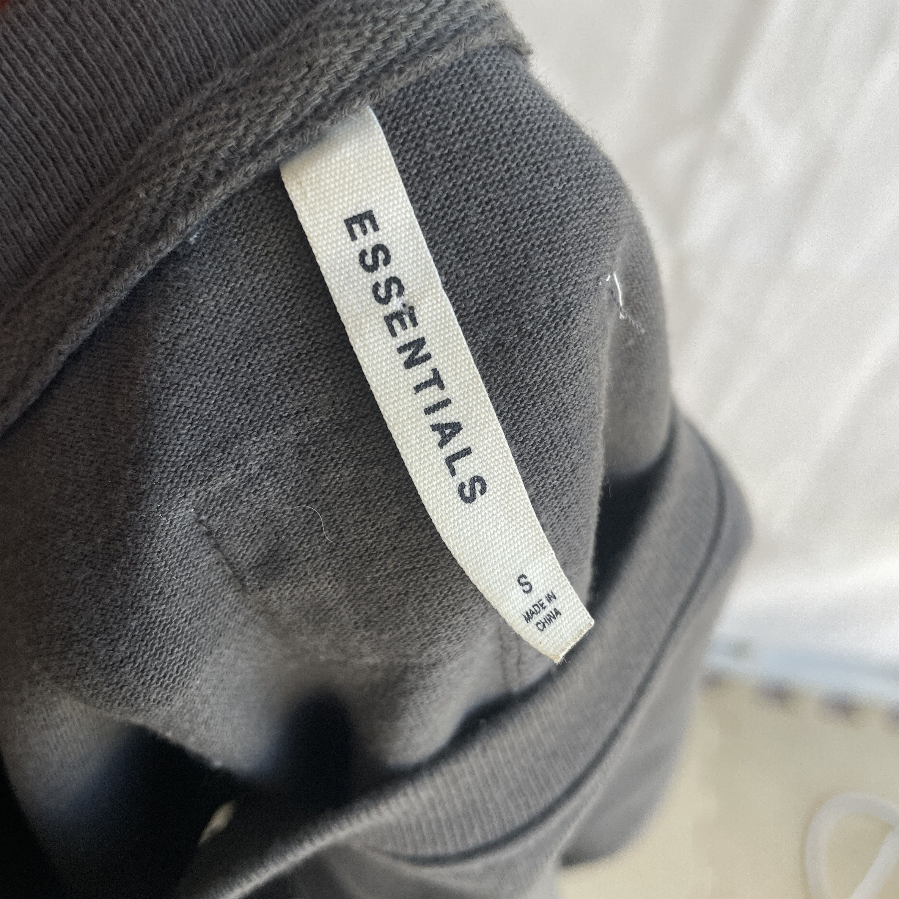 Fear of God Fear of God Essential Basic Brown Long T-Shirt Tee Size S Size US S / EU 44-46 / 1 - 10 Thumbnail