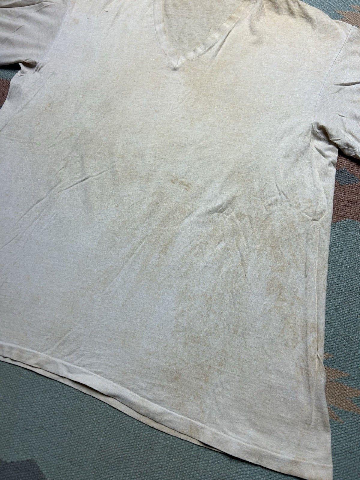Vintage Vtg 80s blank white t shirt v neck worn soft cotton adult XL Size US XL / EU 56 / 4 - 3 Thumbnail