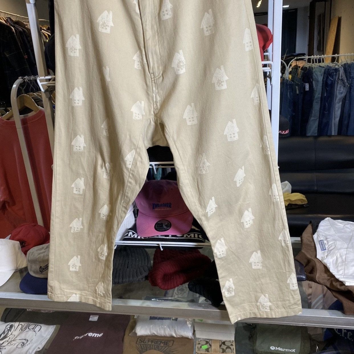 Ne-Net Ne-net Beige All Over House Print Pants Relaxed Wide Leg 30 Size US 30 / EU 46 - 5 Thumbnail