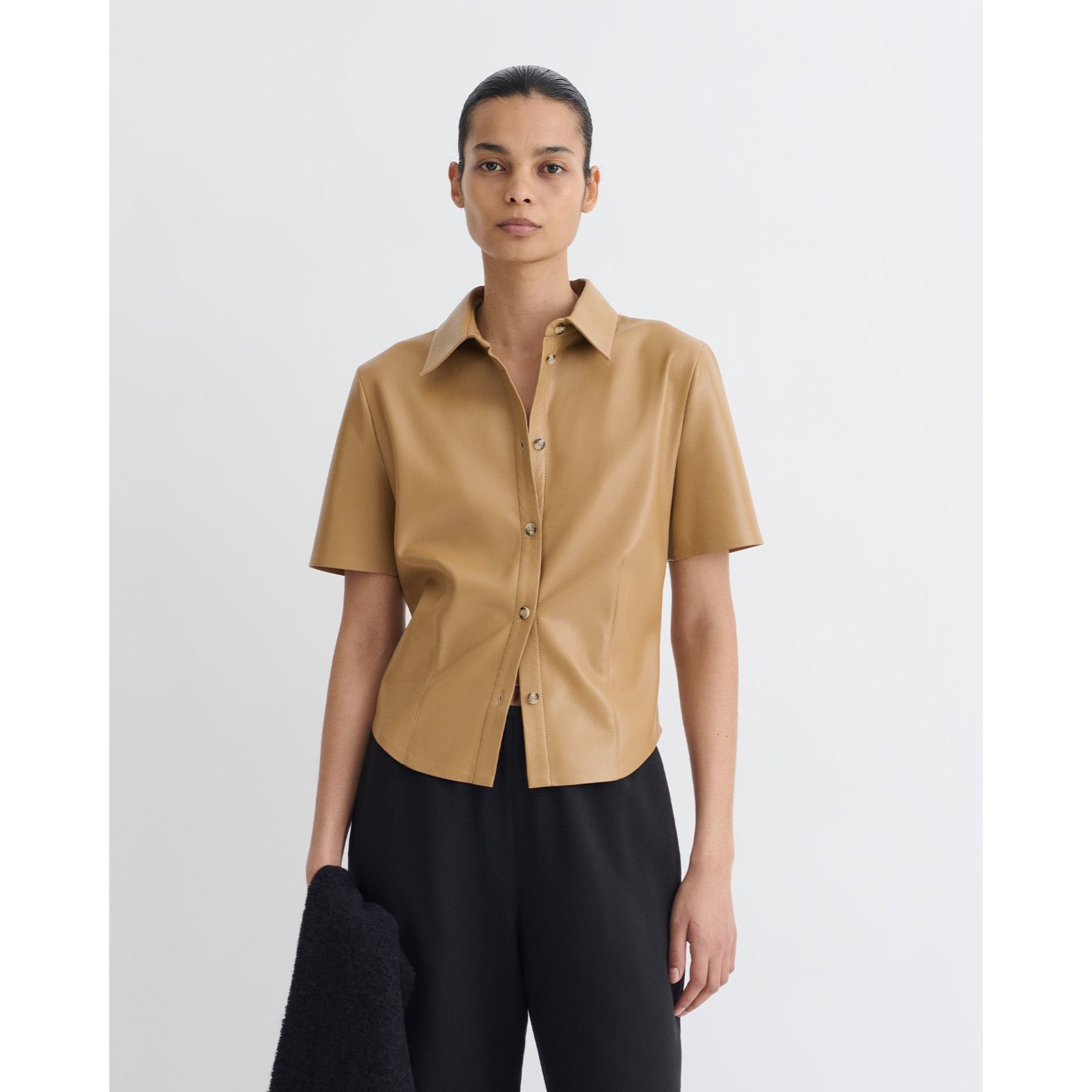 Nanushka Nanushka CLARE Okobor™Alt-Leather Shirt Button Up Short Slee Size S / US 4 / IT 40 - 8 Thumbnail